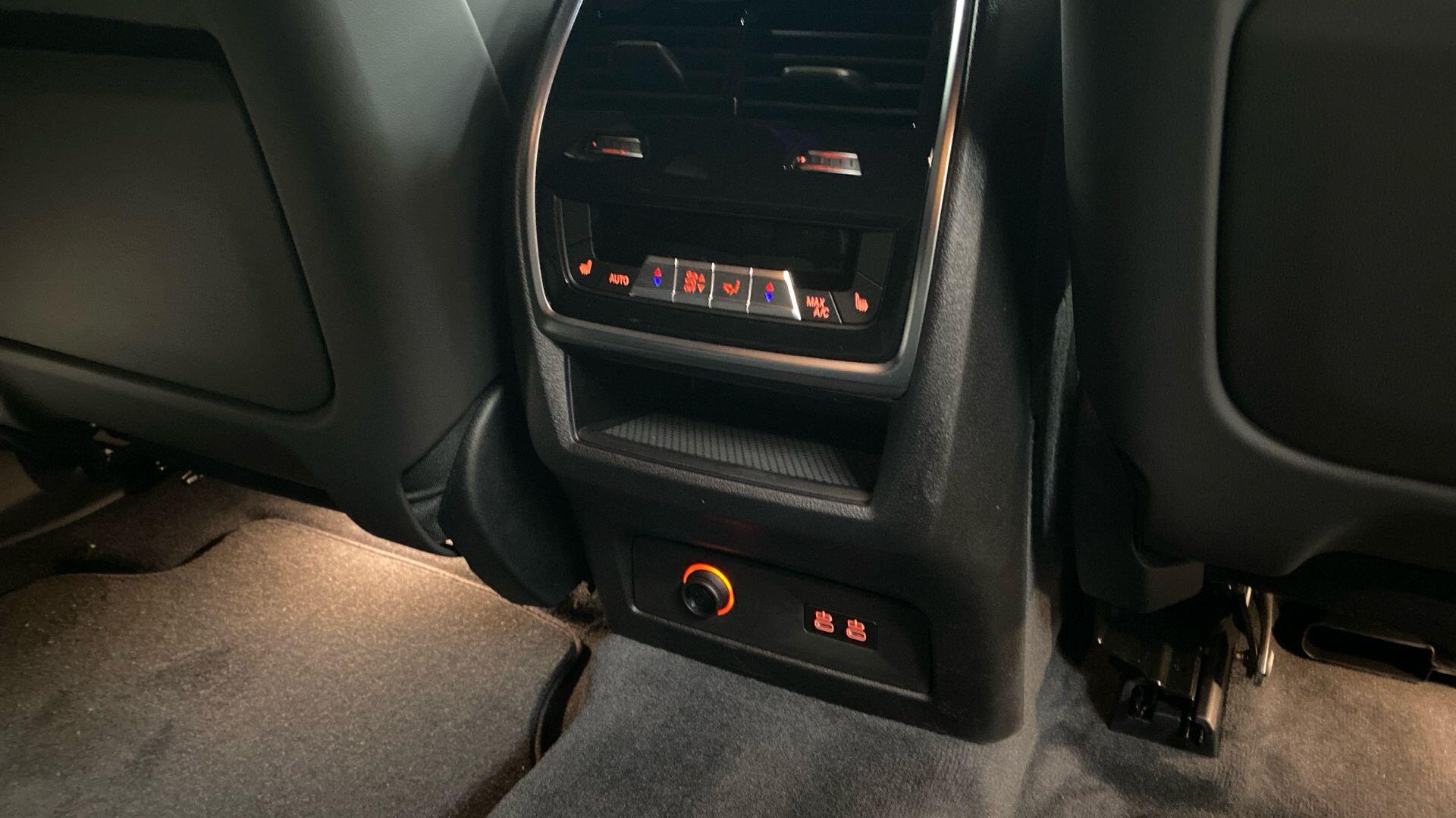 BMW XM view 67