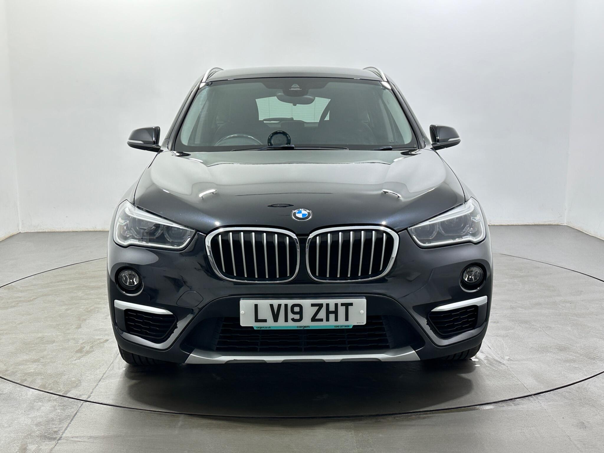 BMW X1 view 3