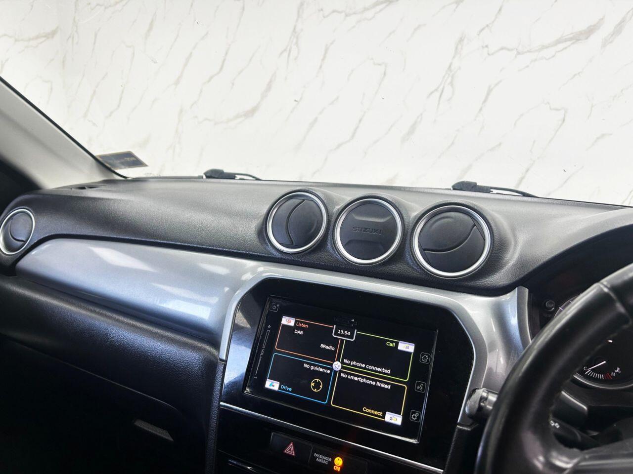 Suzuki Vitara view 15