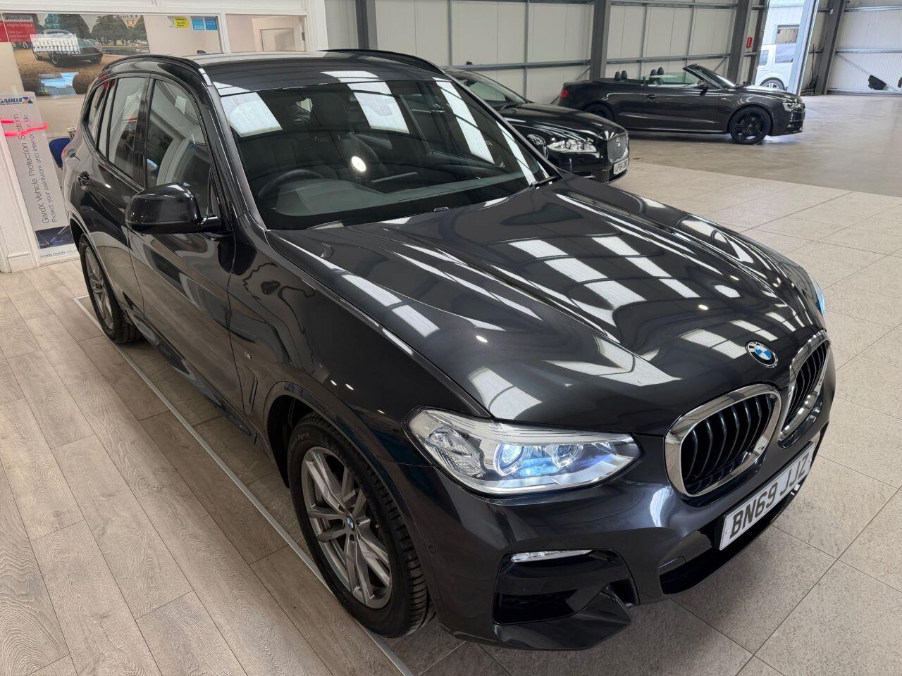 BMW X3 view 5