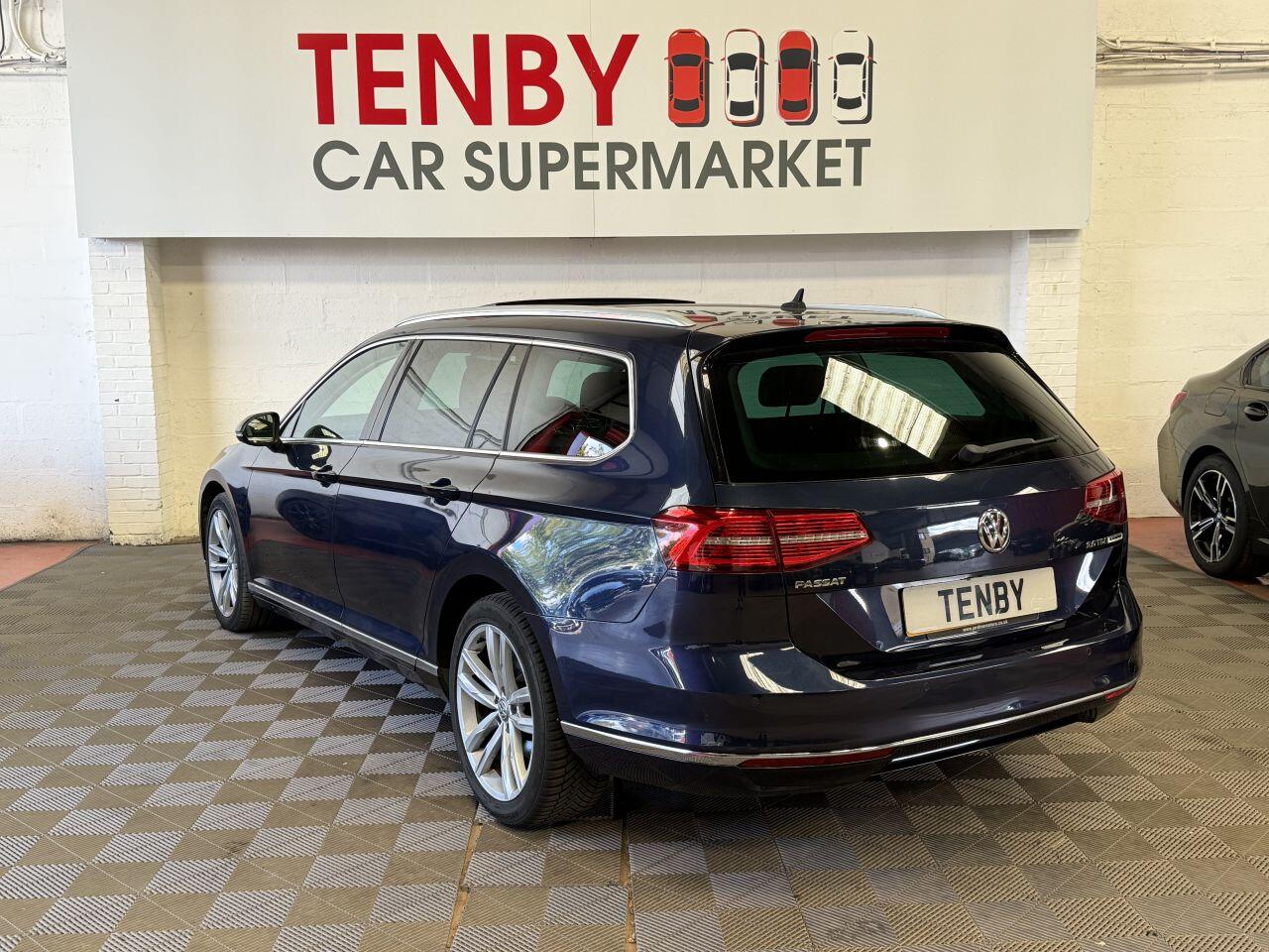 Volkswagen Passat view 7