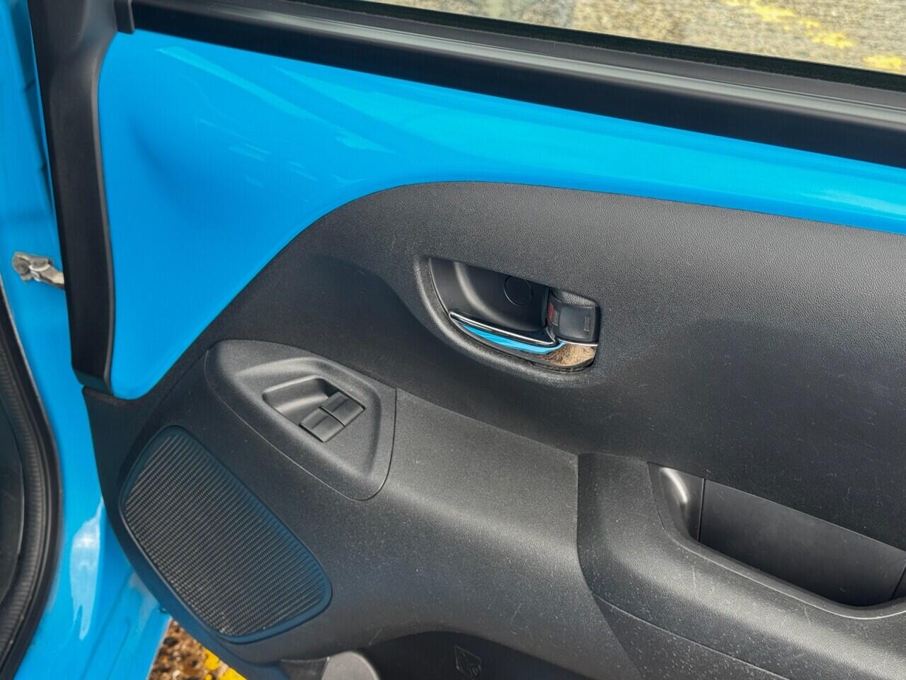 Toyota Aygo view 30