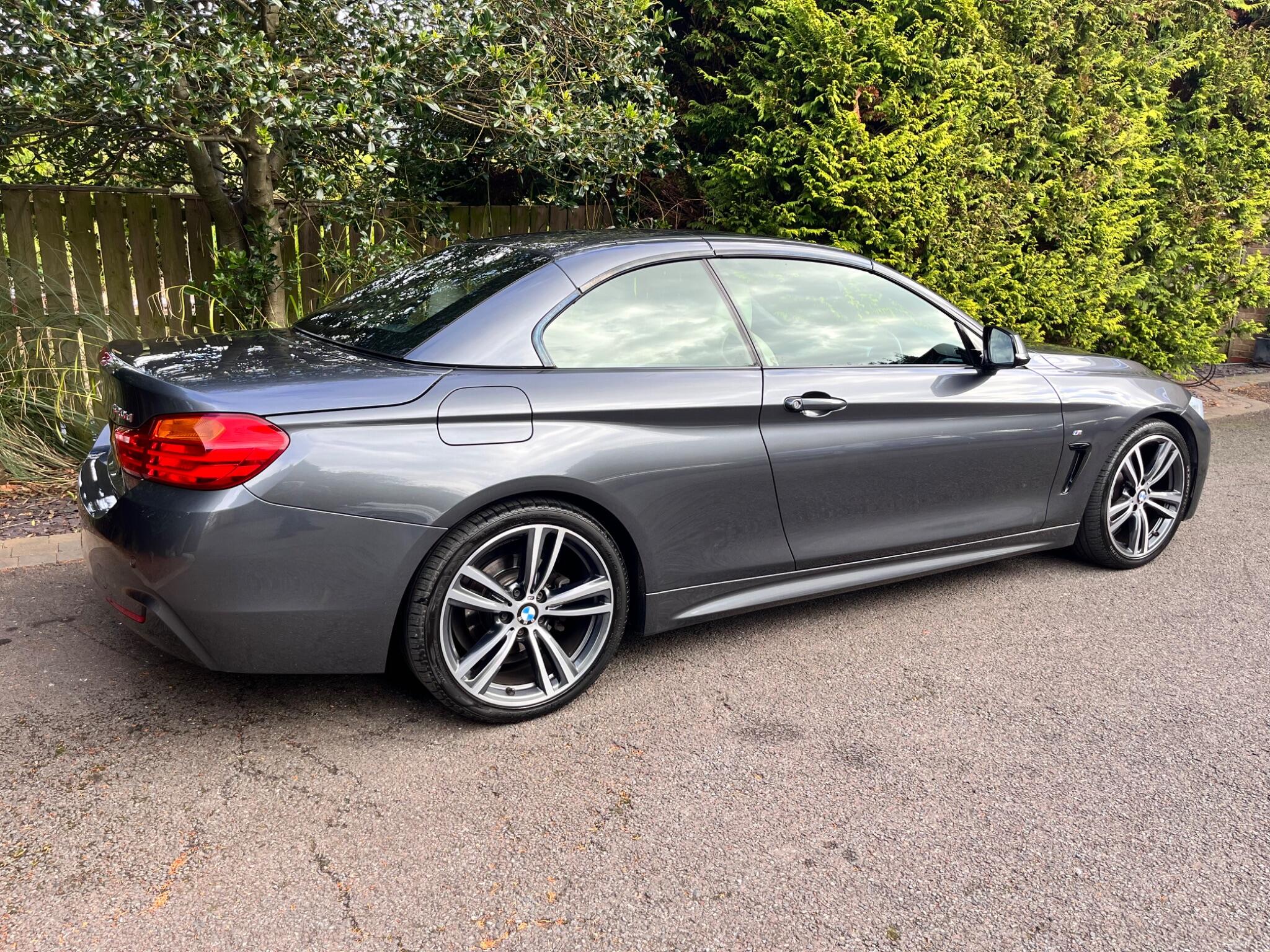BMW 4 Series view 32