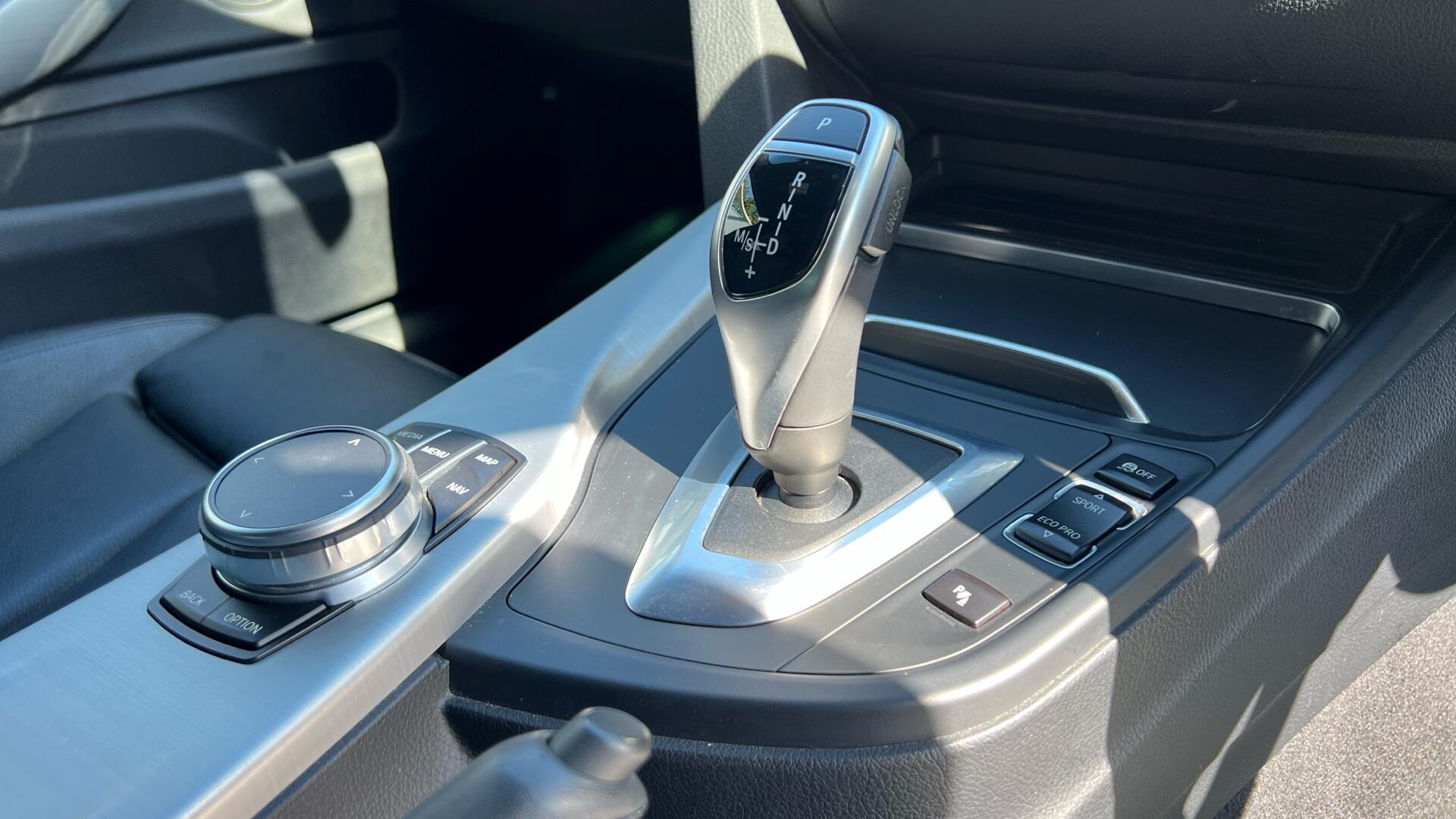 BMW 4 Series view 10