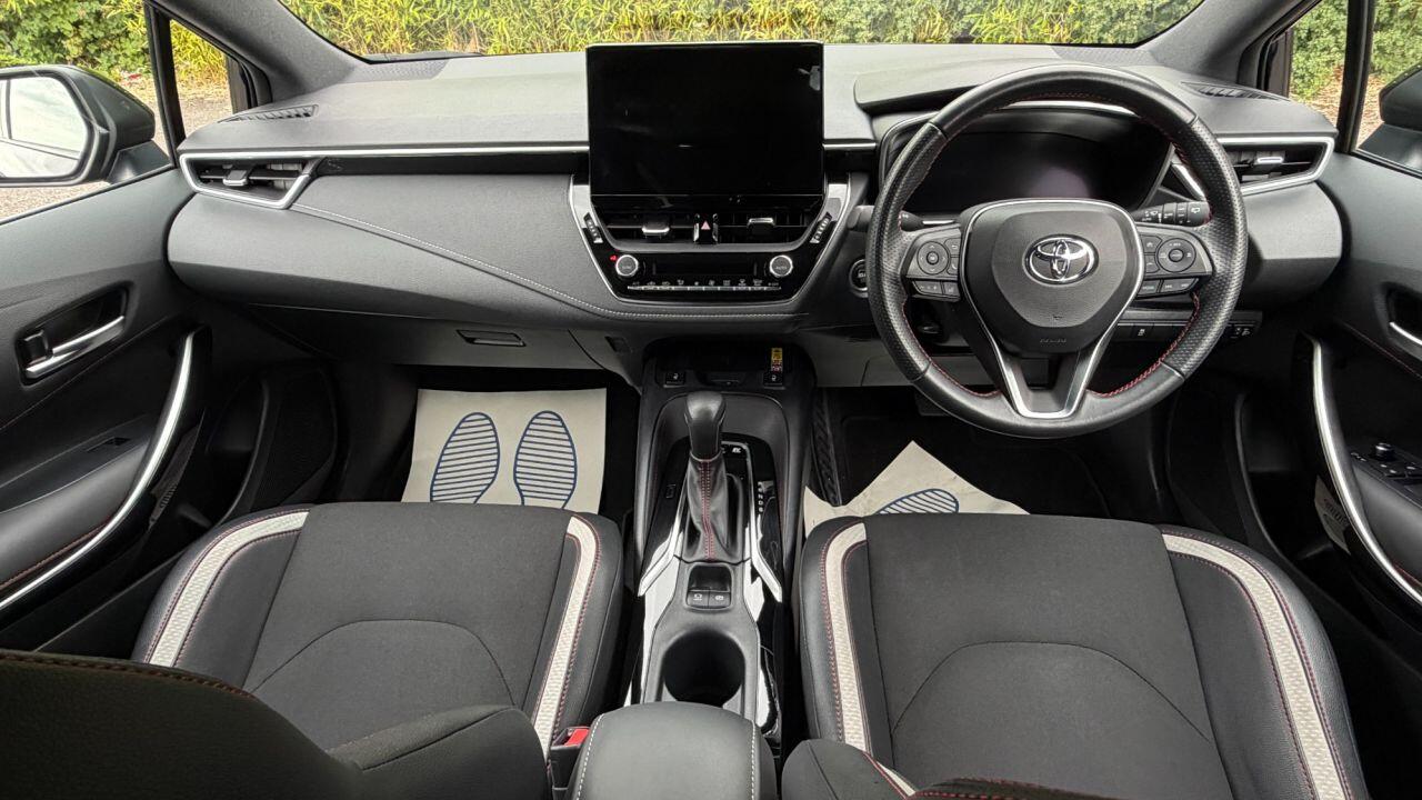 Toyota Corolla view 14