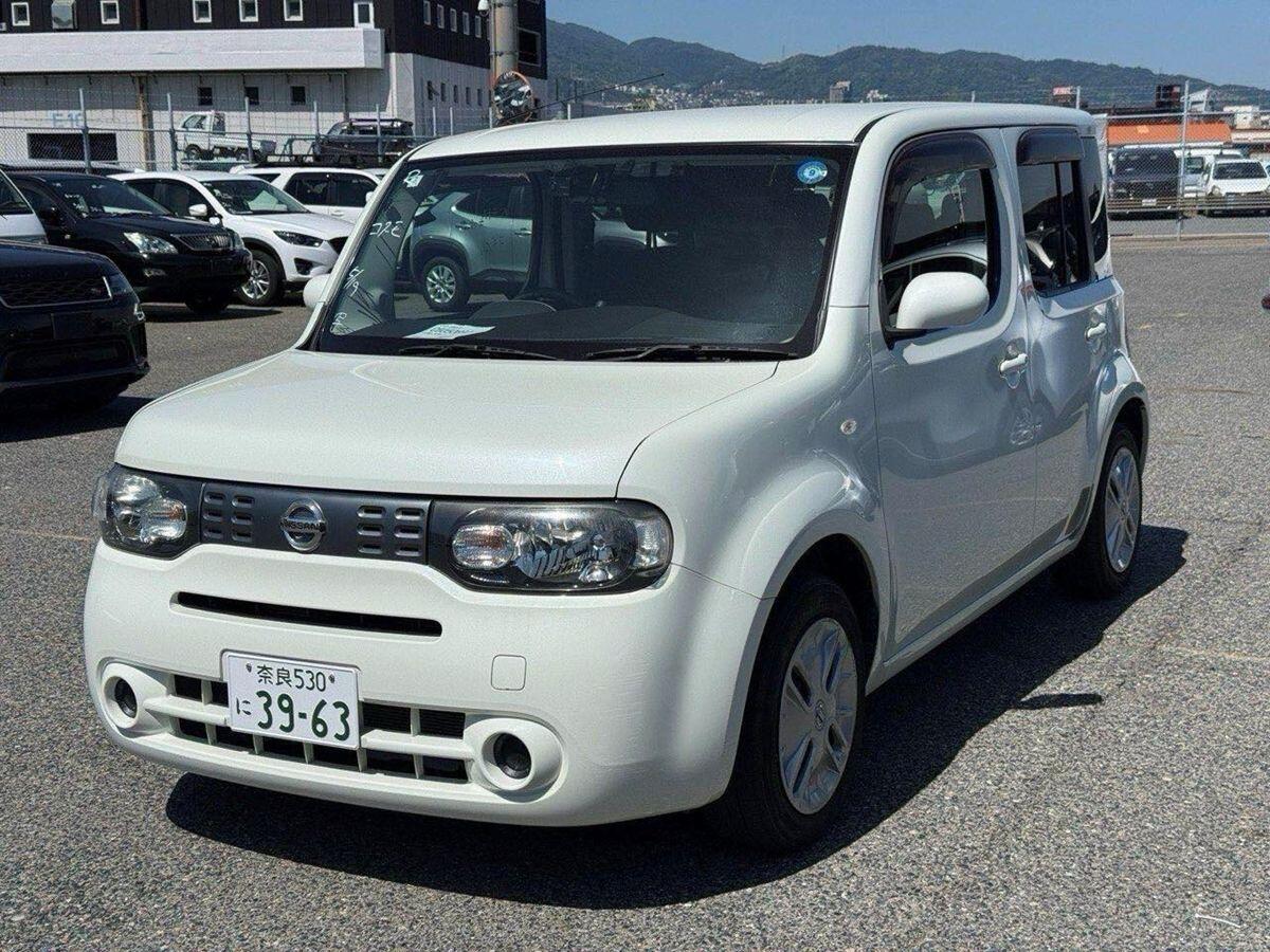 Nissan Cube view 3