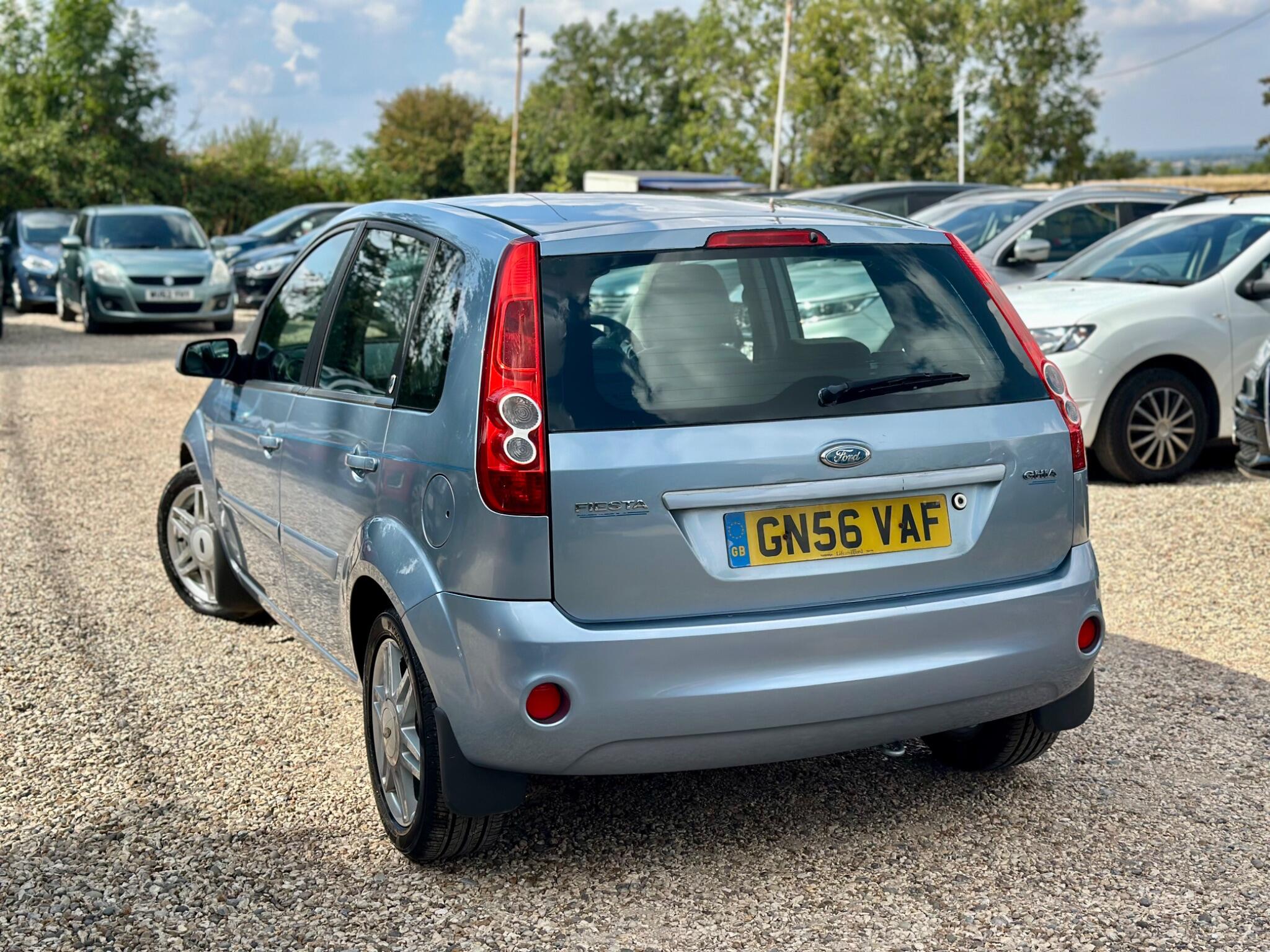 Ford Fiesta view 11