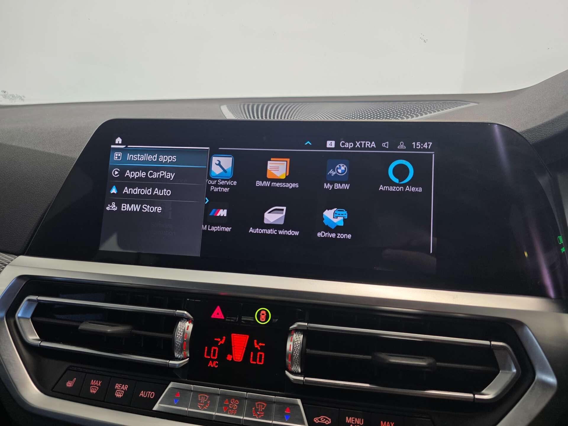 BMW 3 Series view 35