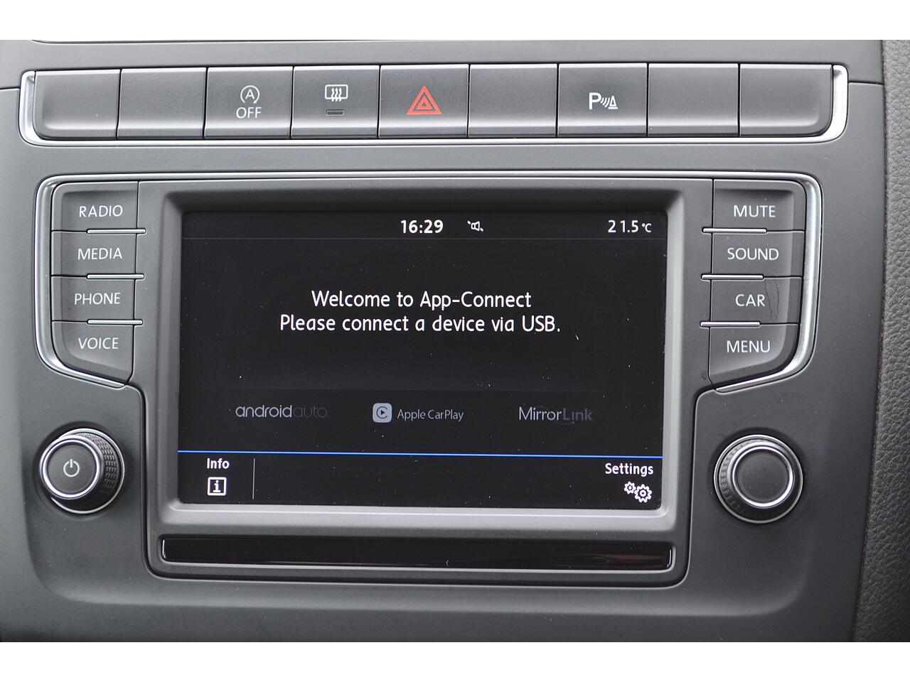 Volkswagen Polo view 56
