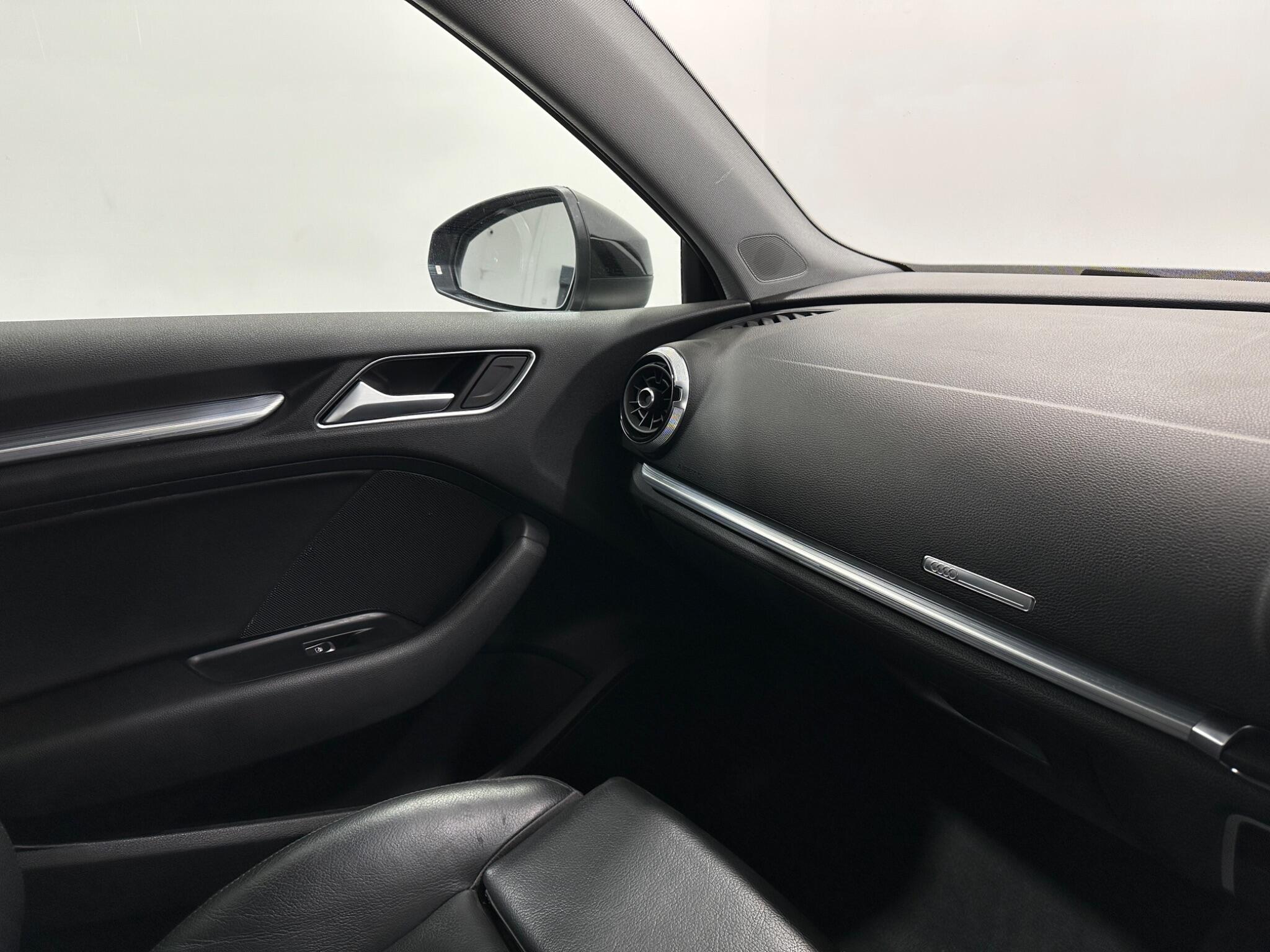 Audi A3 view 27