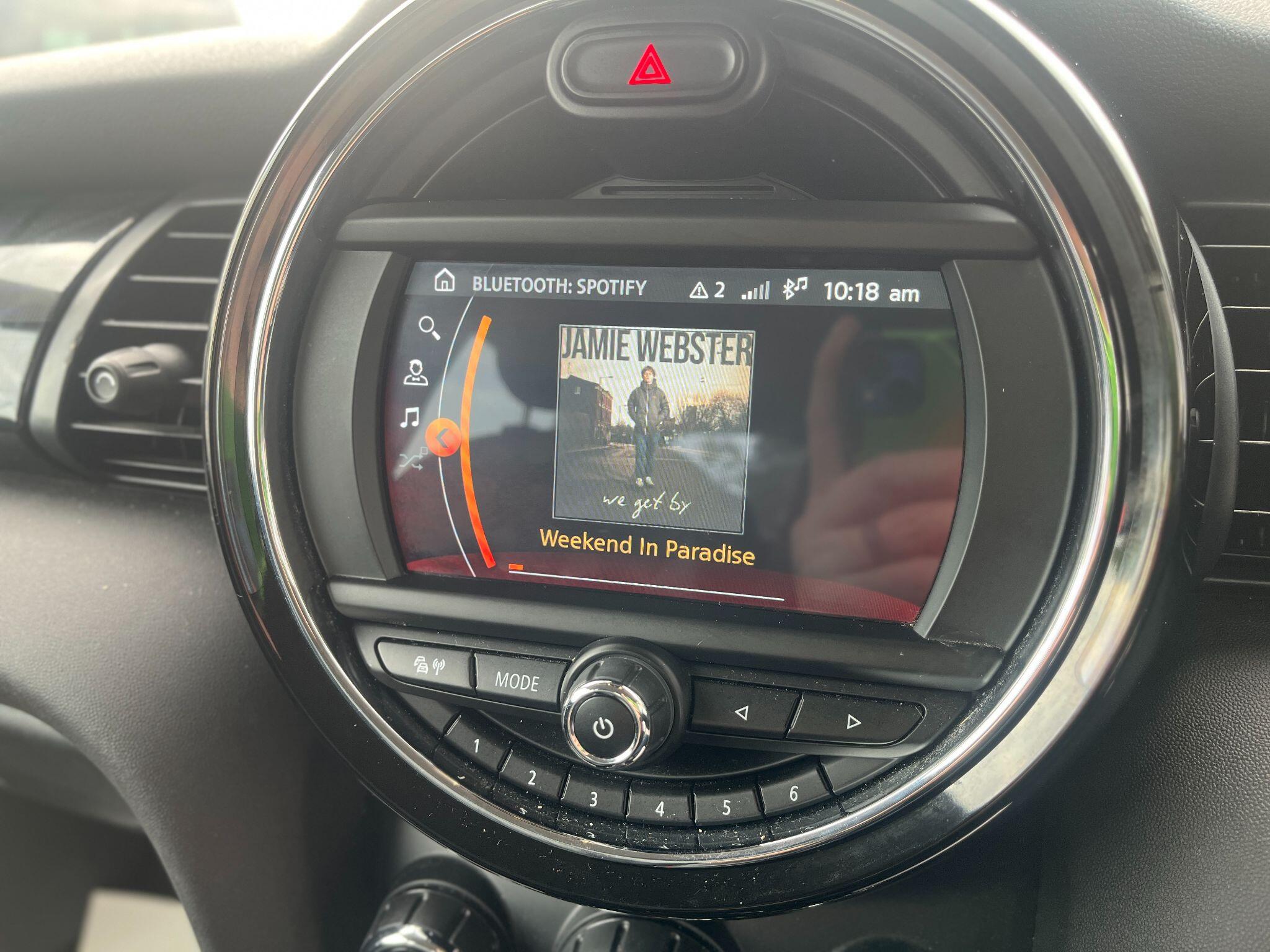 Mini Hatch view 41