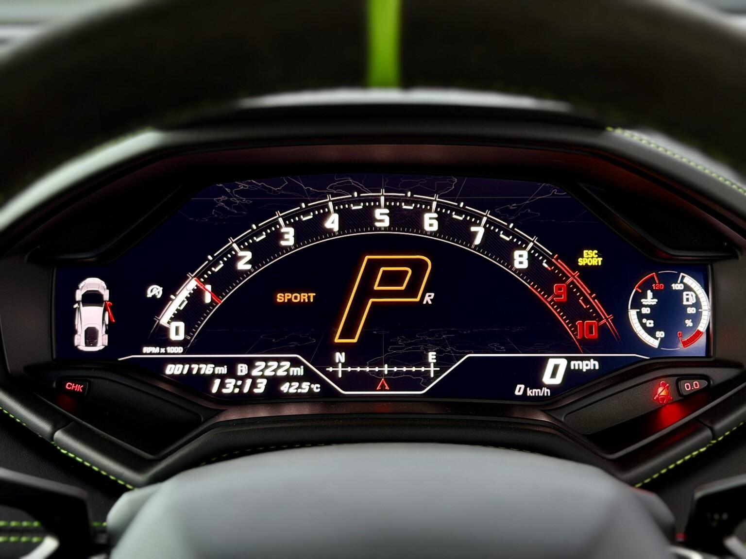 Lamborghini Huracan view 64