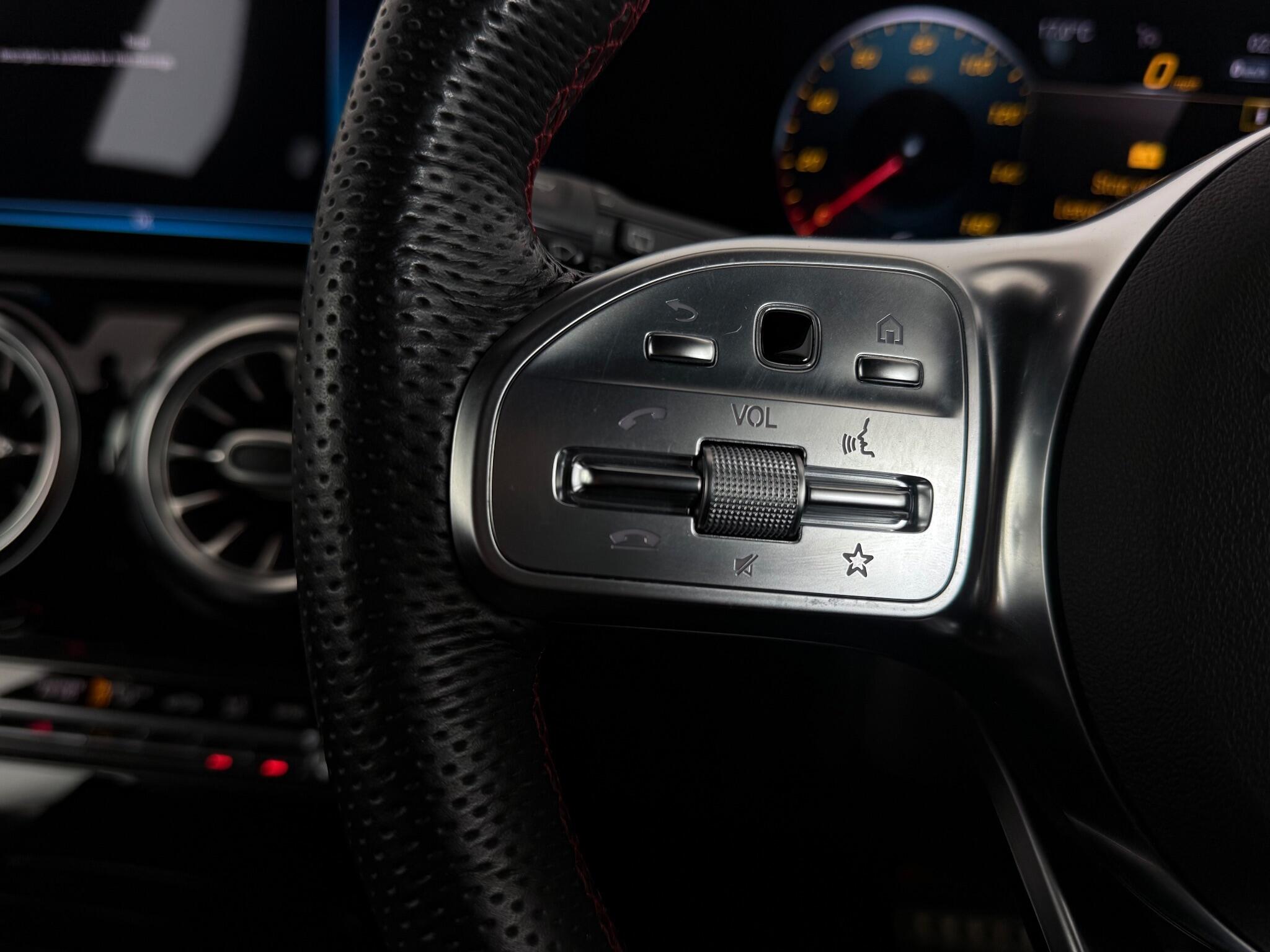 Mercedes-Benz A-Class view 18