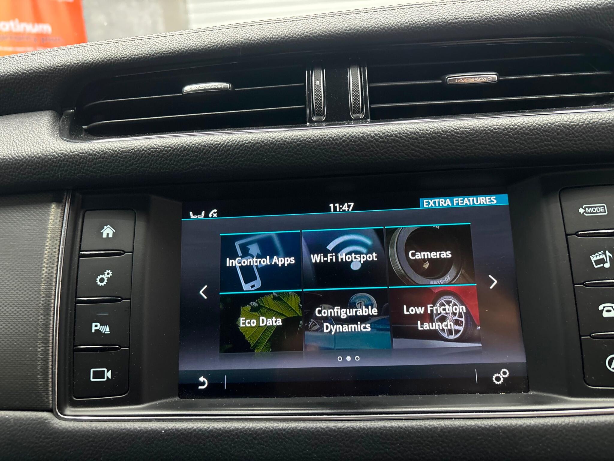 Jaguar XF view 15