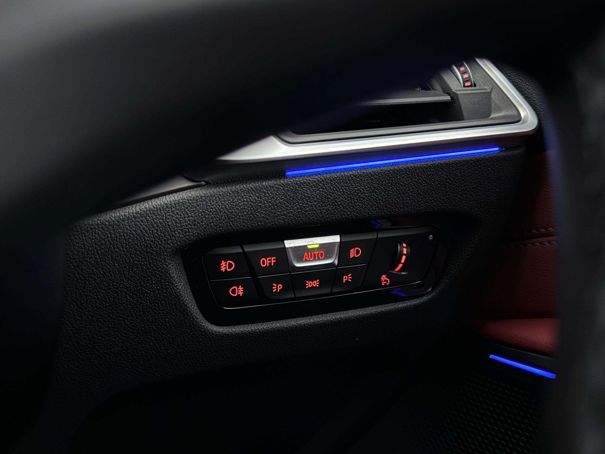 BMW 3 Series view 18