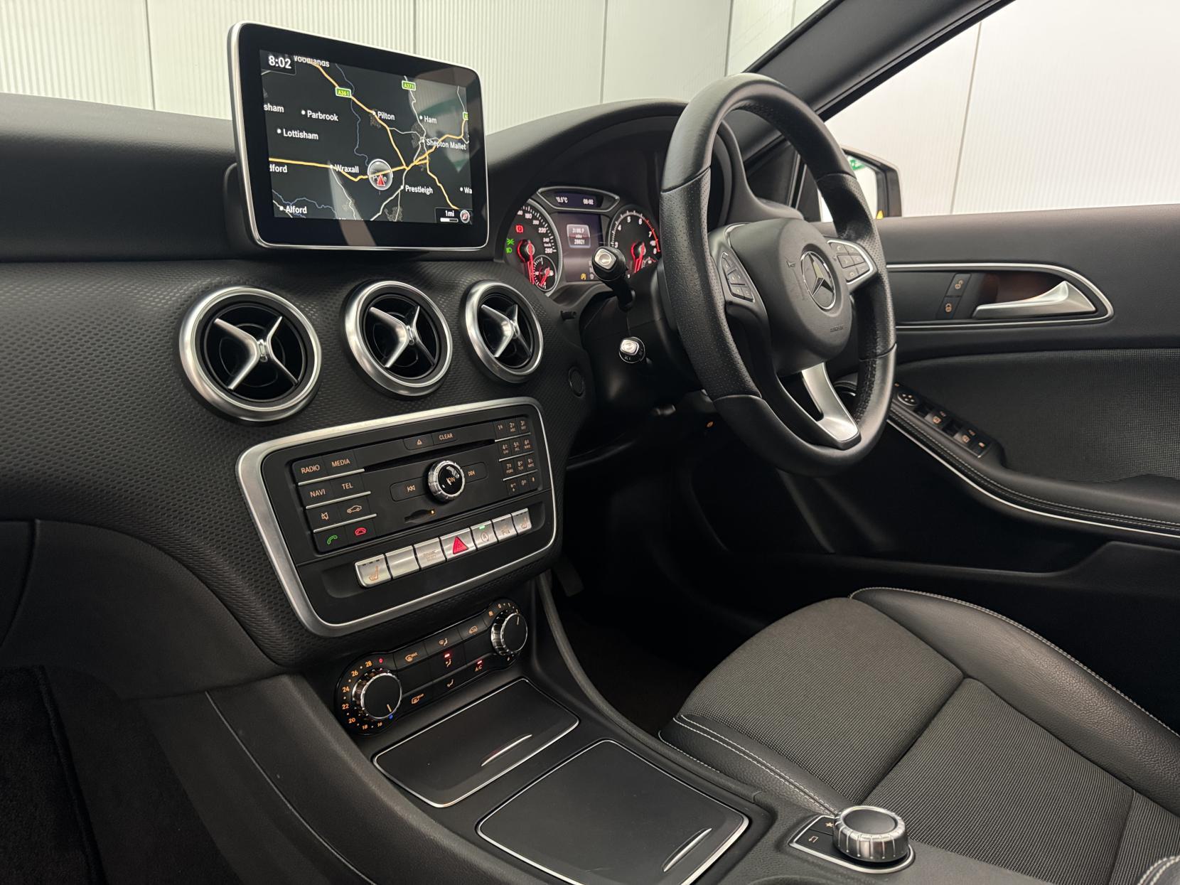 Mercedes-Benz A-Class view 60
