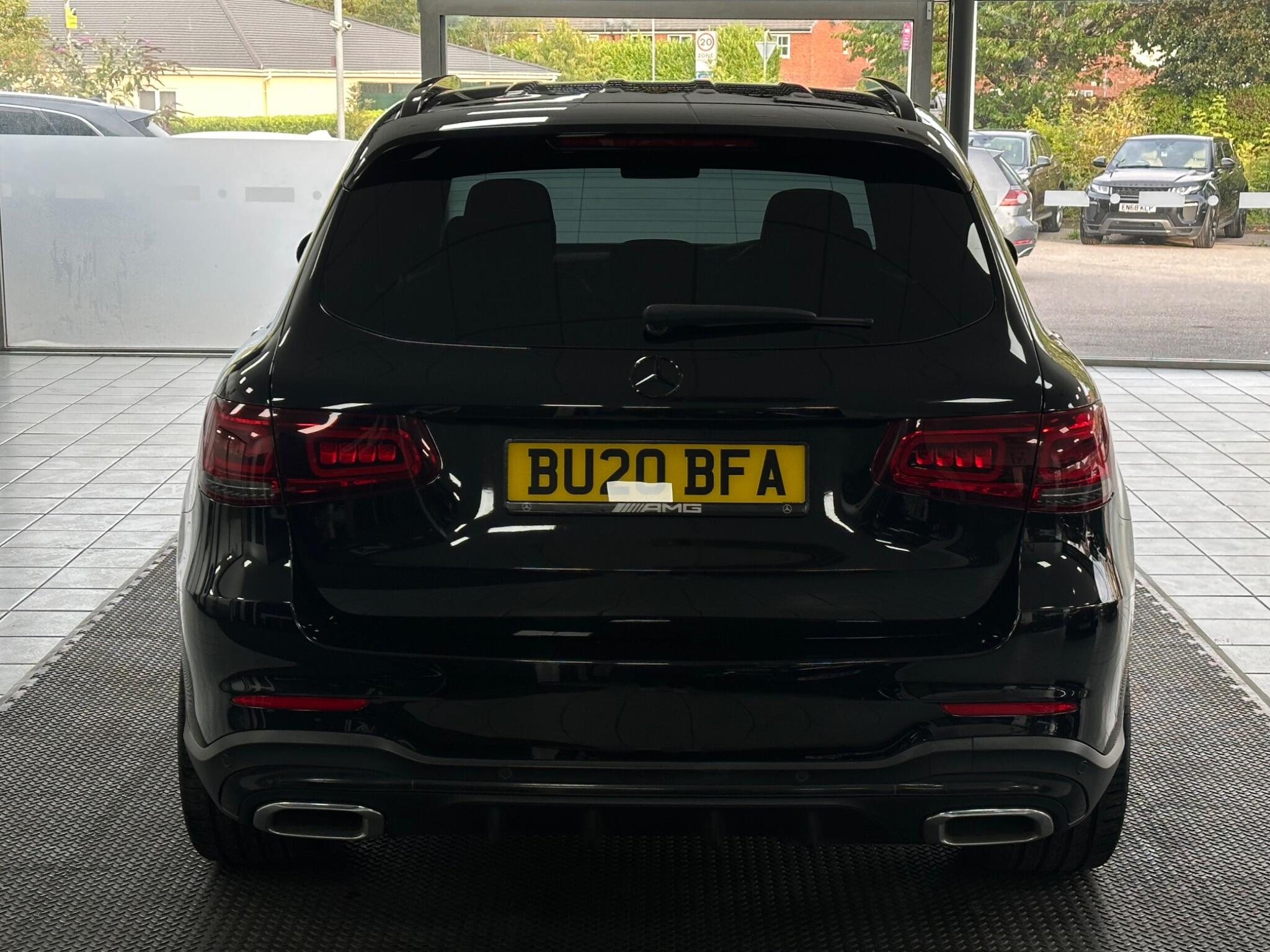 Mercedes-Benz GLC view 11