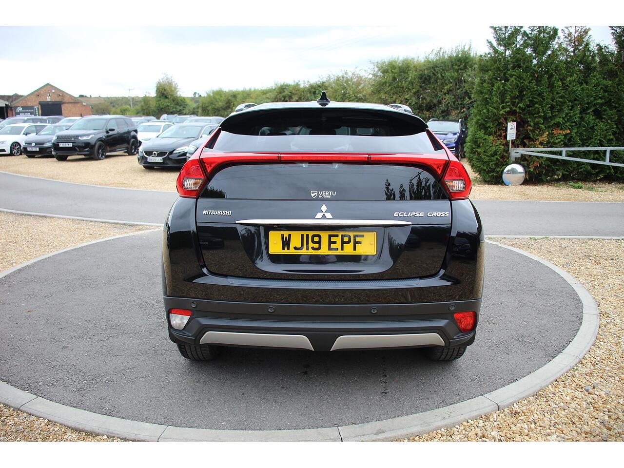 Mitsubishi Eclipse Cross view 10