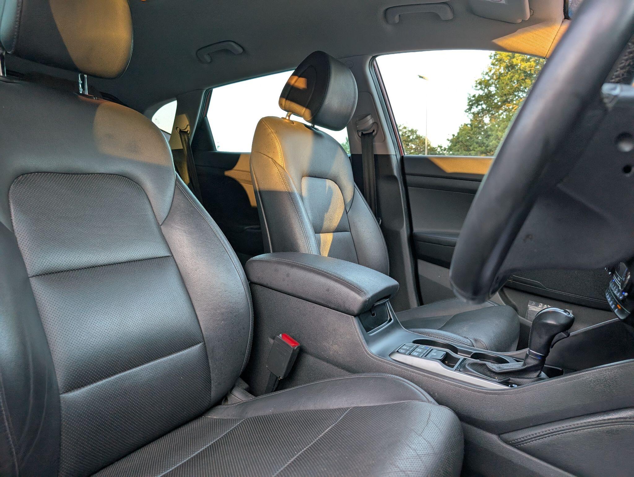 Hyundai Tucson view 18