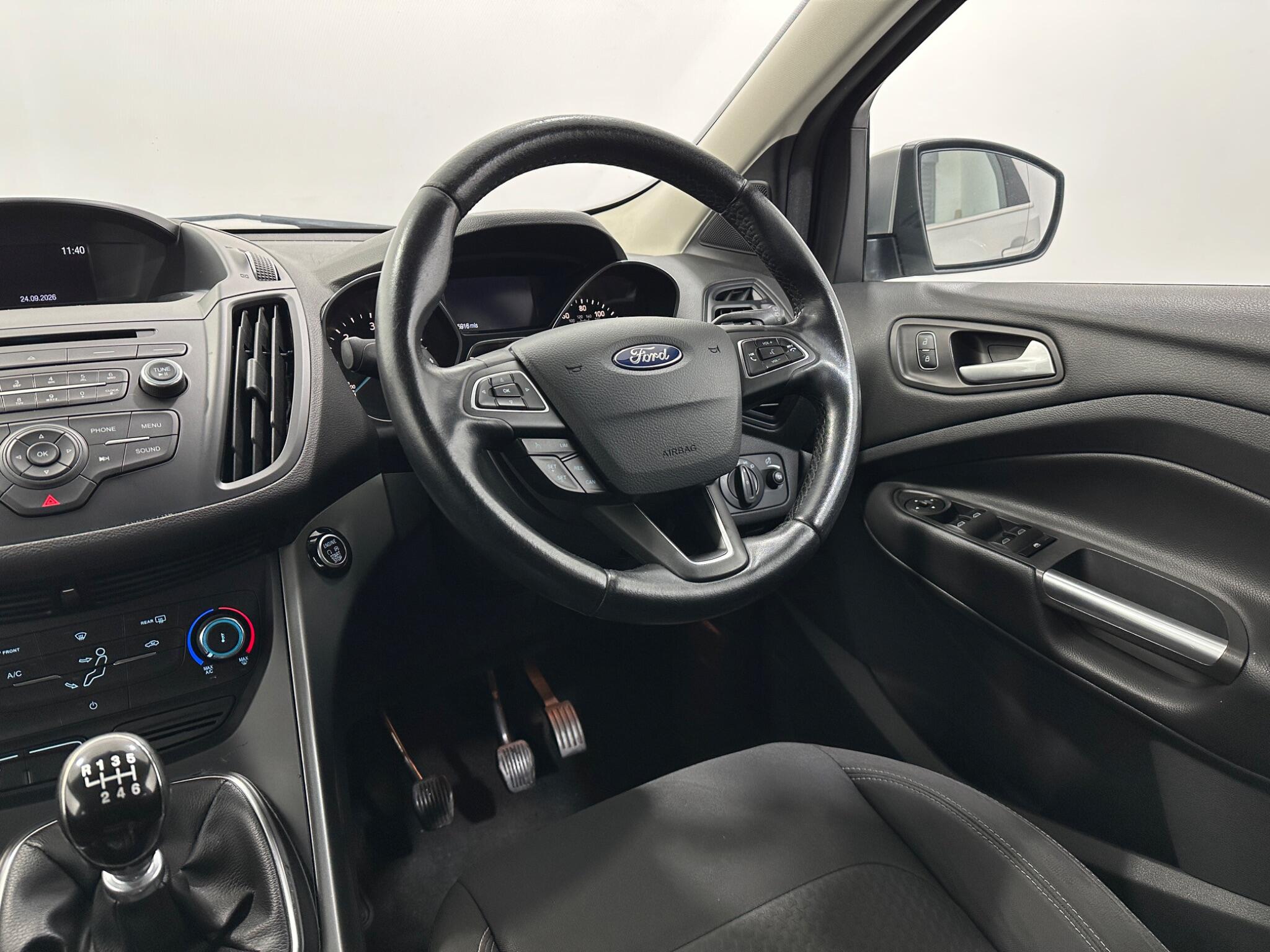 Ford Kuga view 12