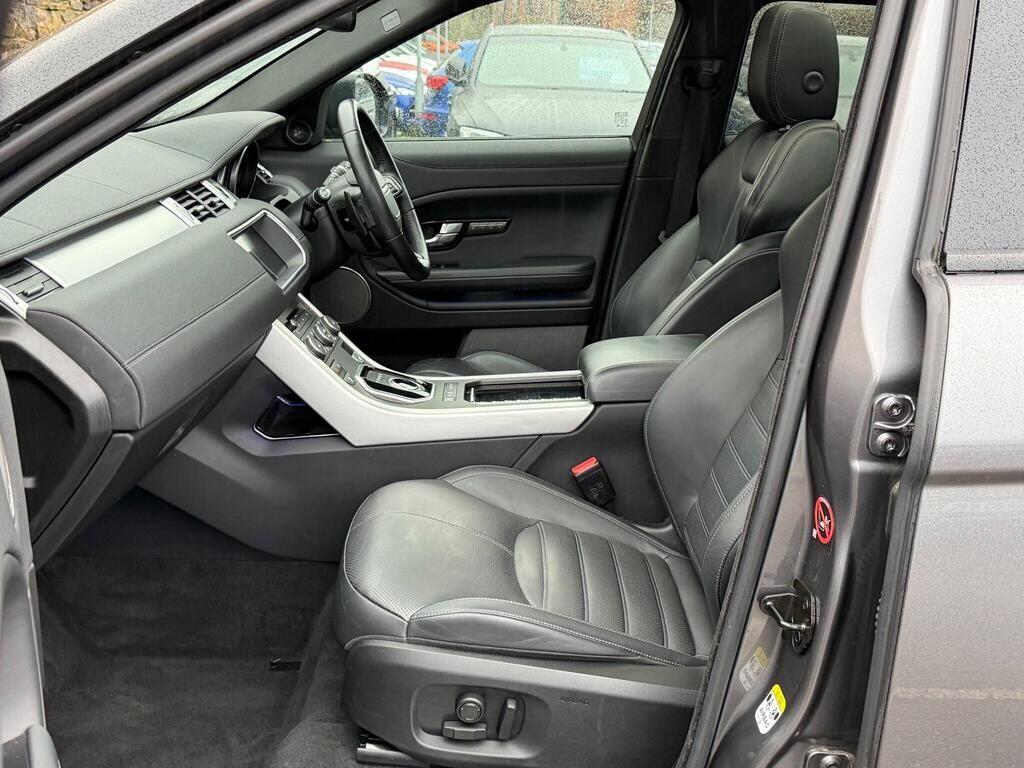 Land Rover Range Rover Evoque view 16