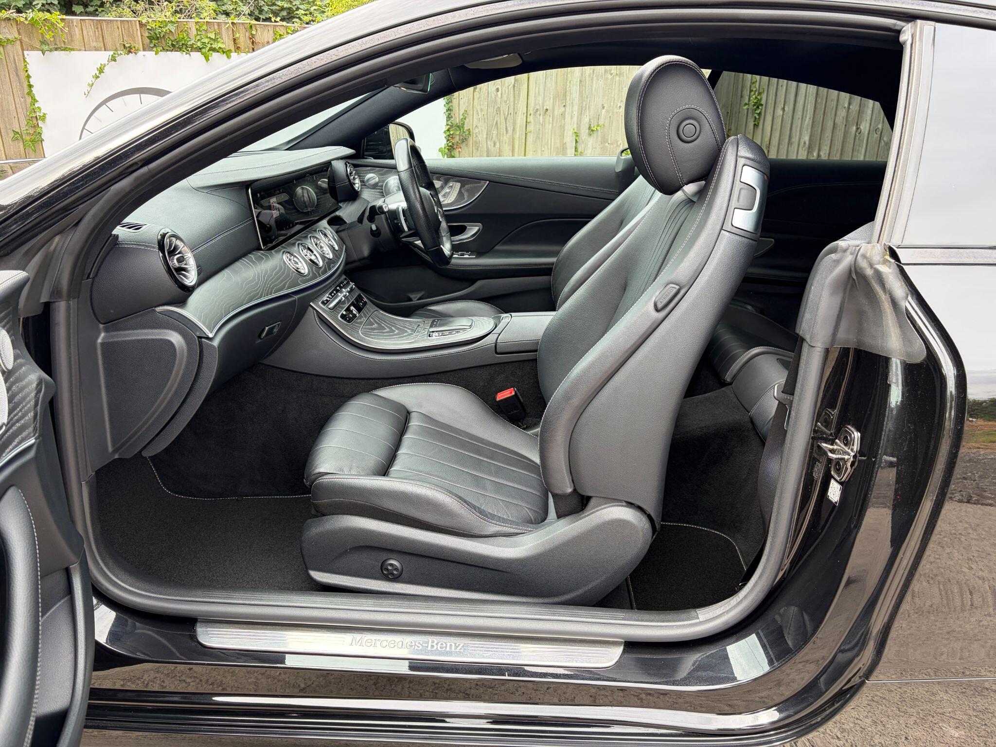 Mercedes-Benz E-Class view 16