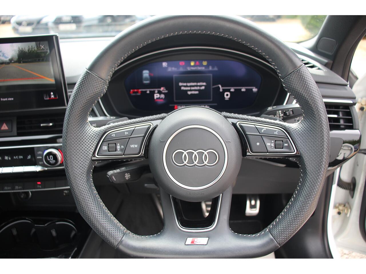 Audi A4 view 31