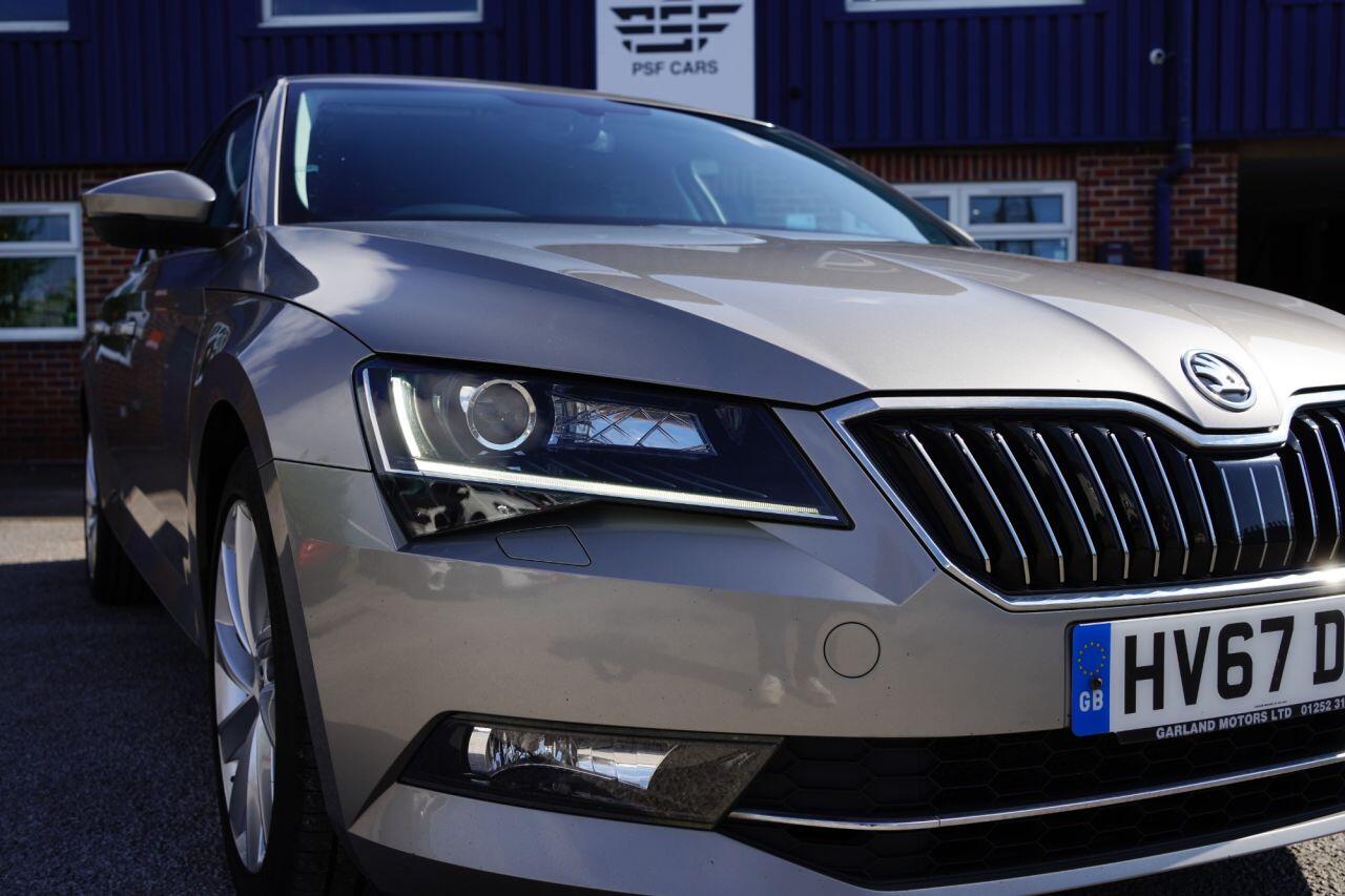 Skoda Superb view 15