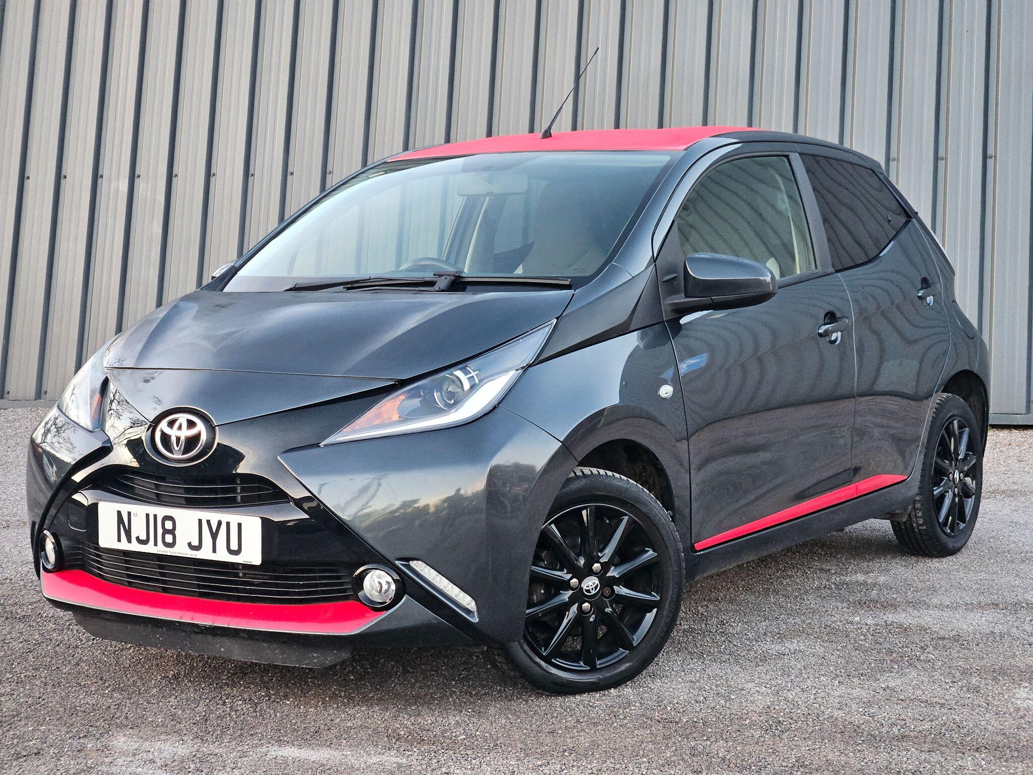 2018 Toyota AYGO 1.0 VVT-i x-press Euro 6 5dr • 14,600 miles image 3