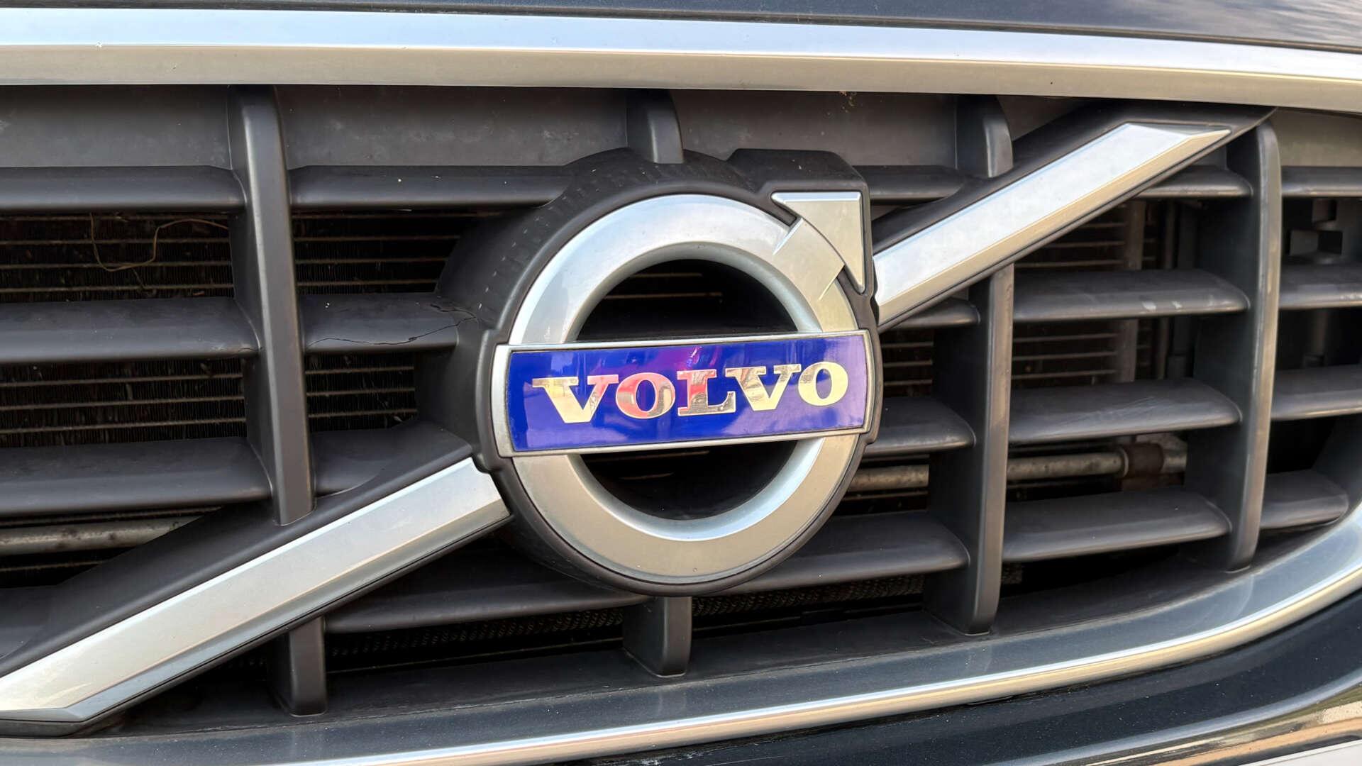 Volvo XC60 view 43