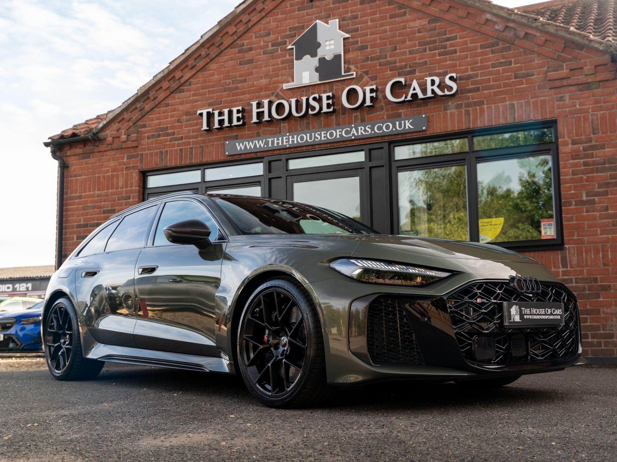 Audi RS5 view 6