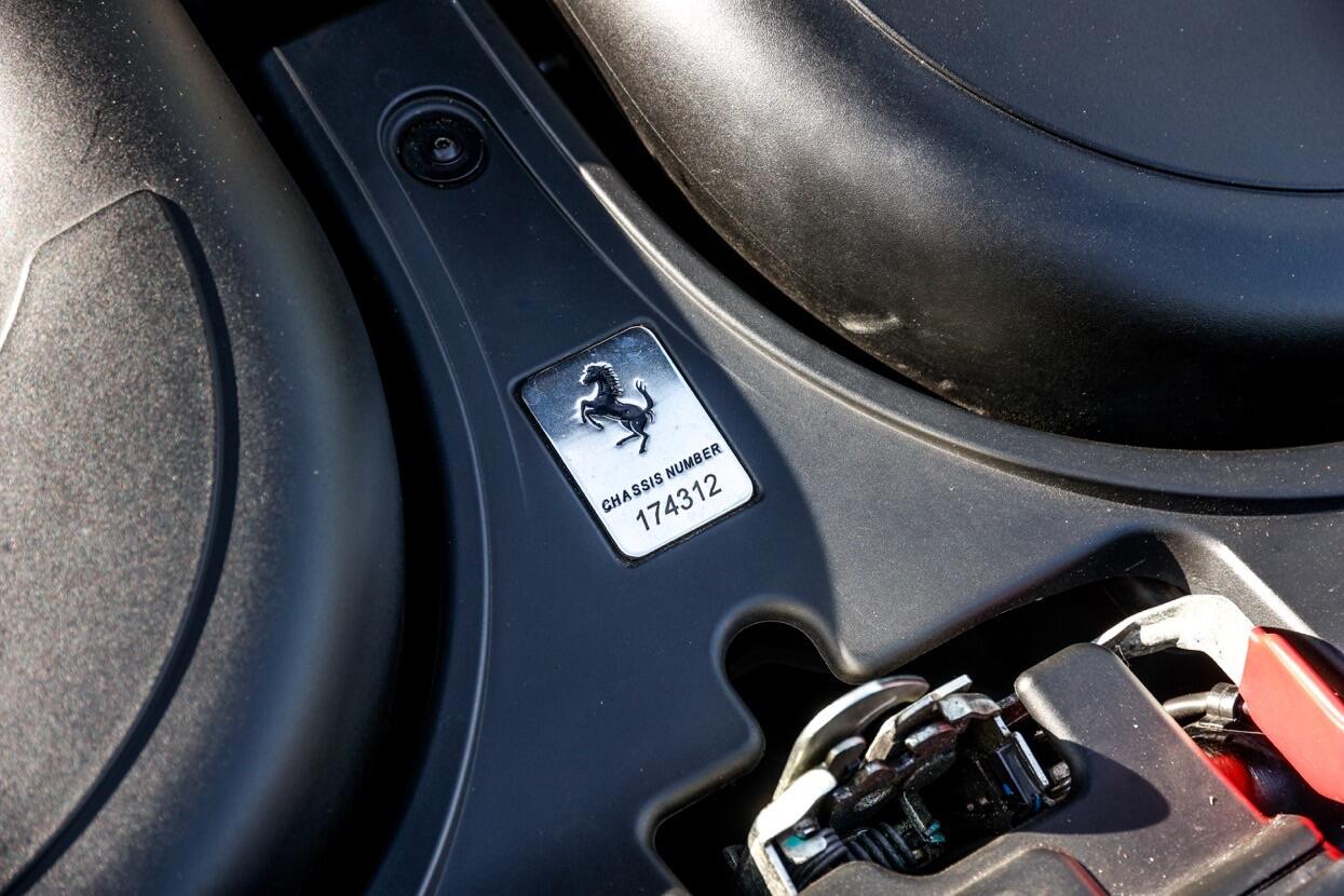 Ferrari California view 22