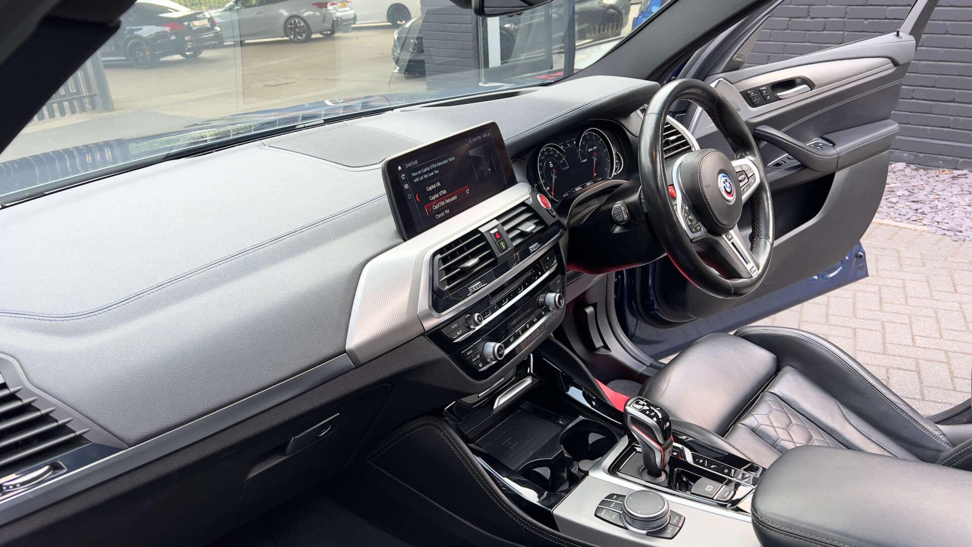 BMW X4 M view 29