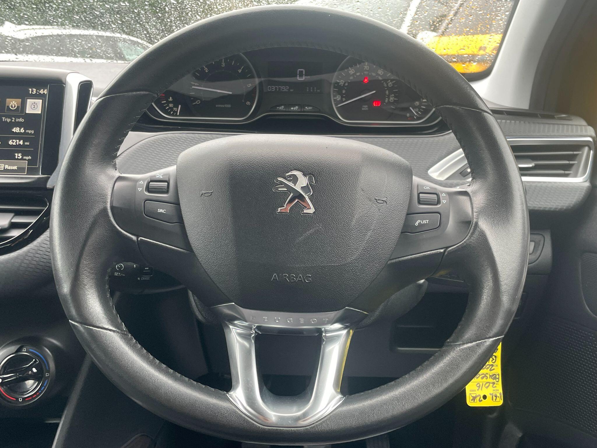 Peugeot 2008 view 28