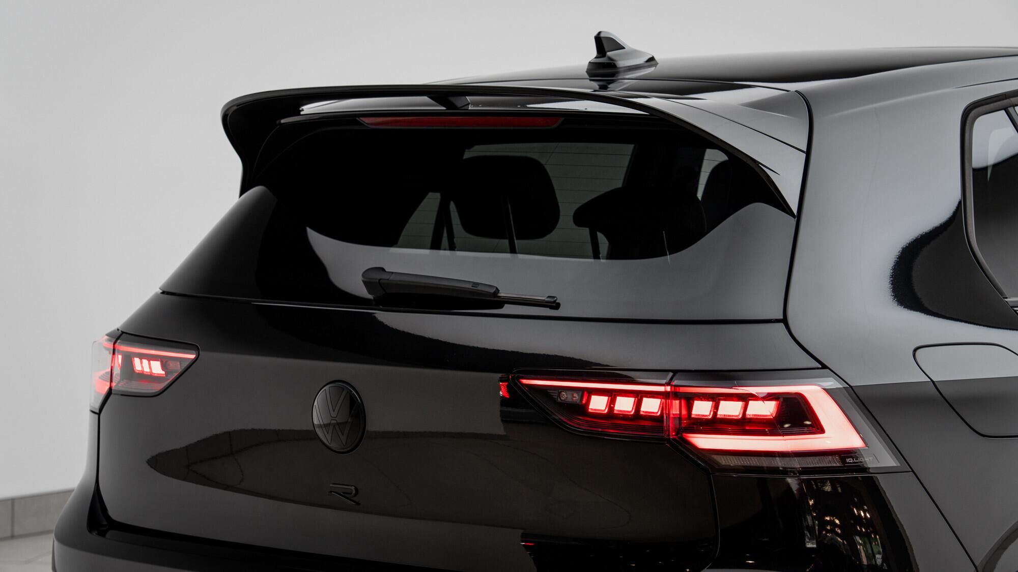 Volkswagen Golf view 16