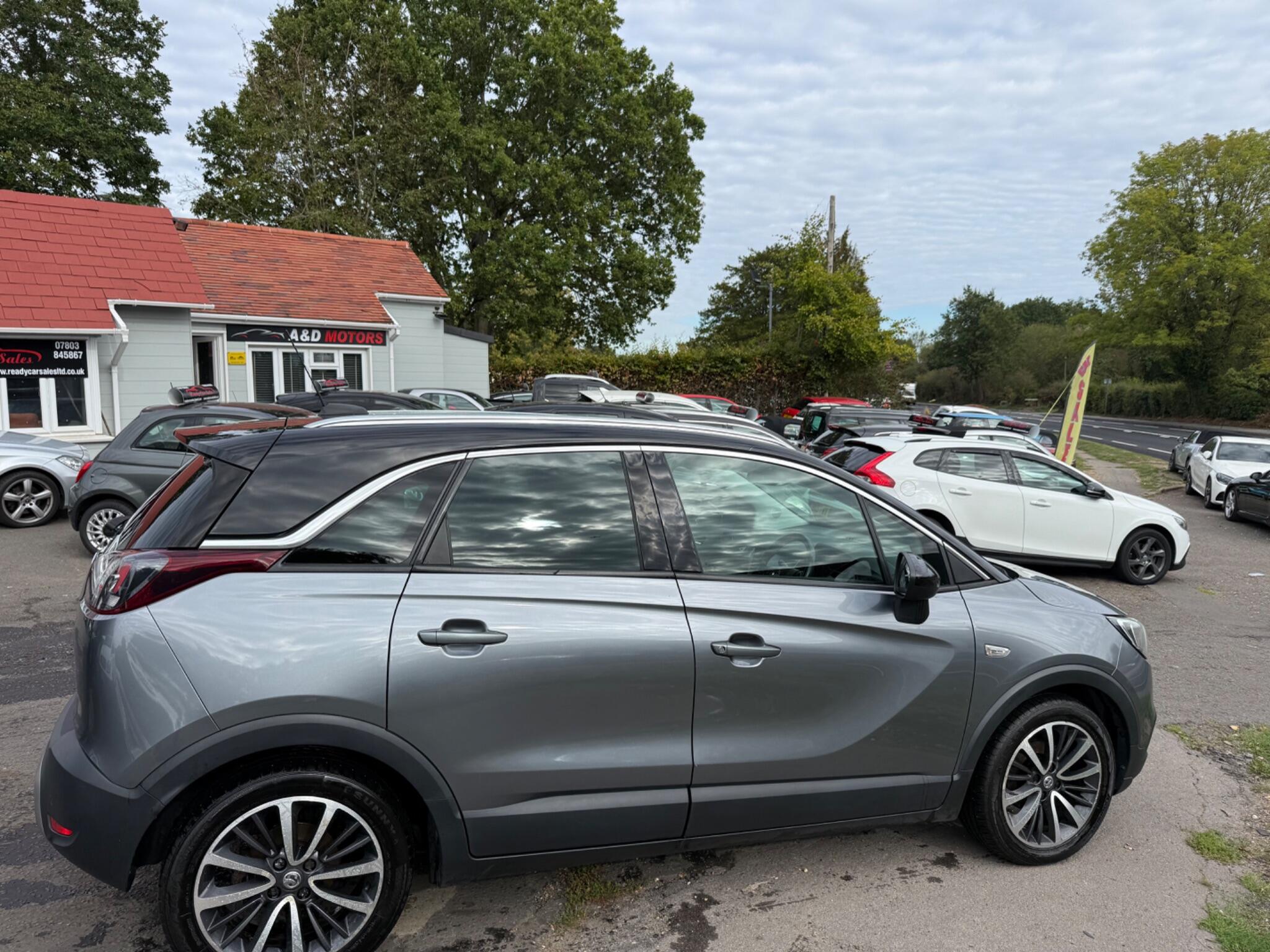 Vauxhall Crossland X view 11