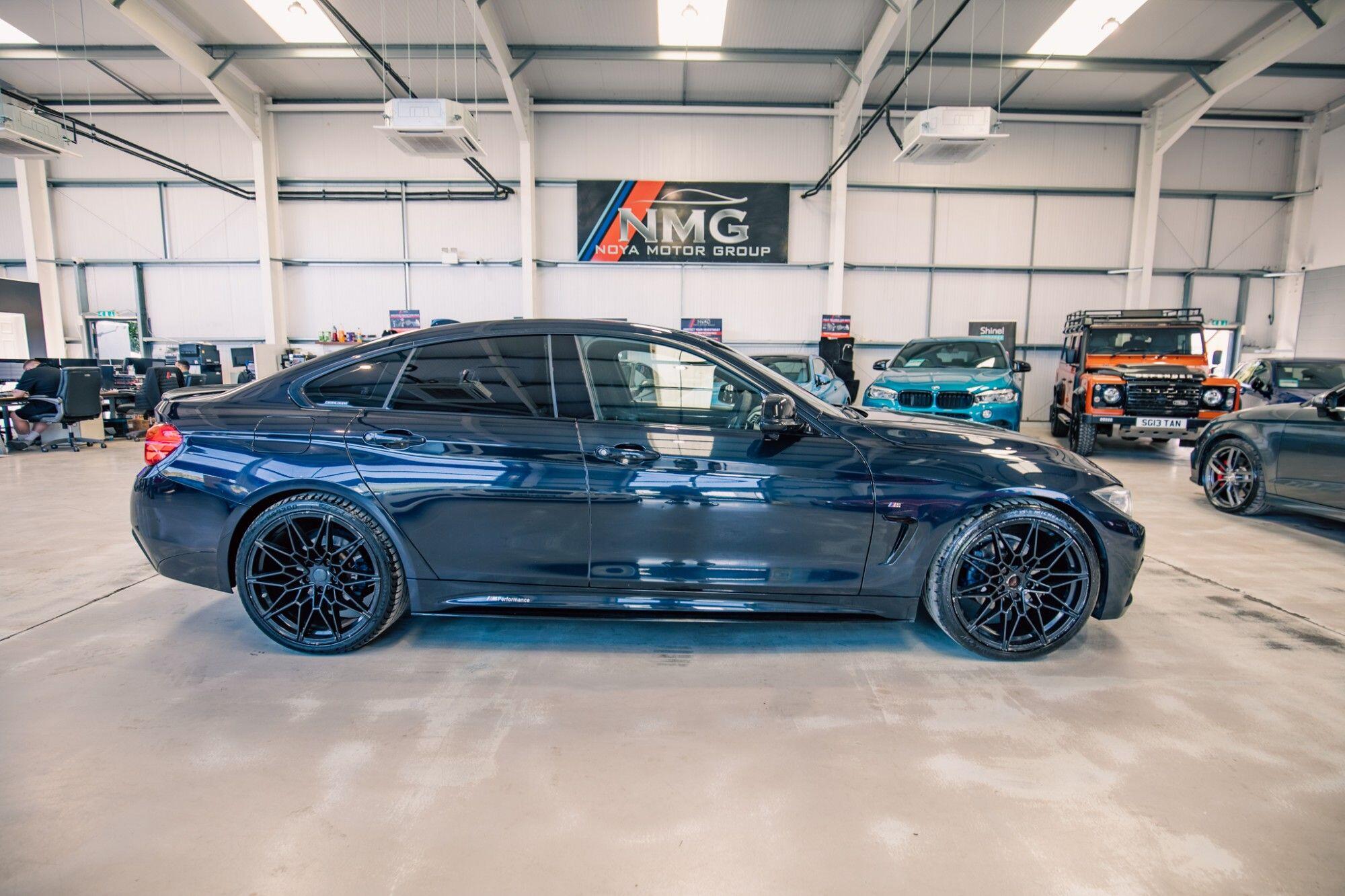 BMW 4 Series view 22