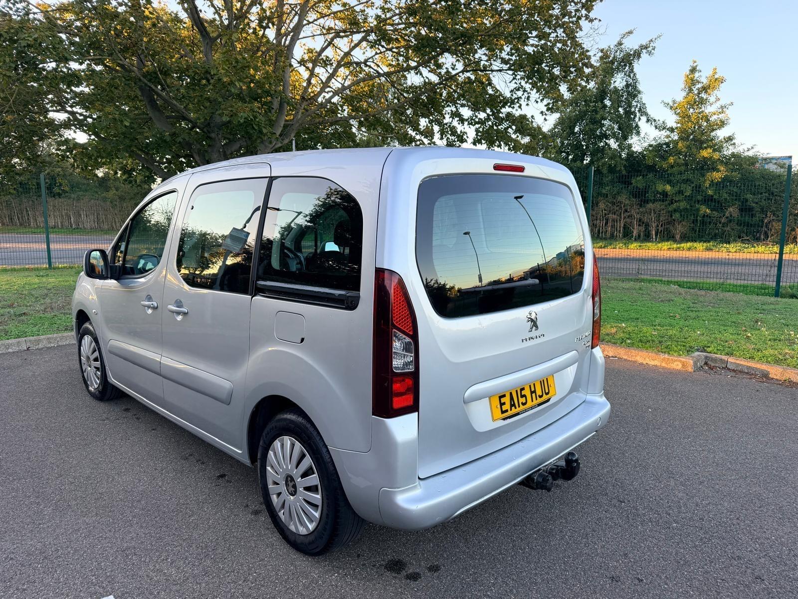 Peugeot Partner Tepee view 30
