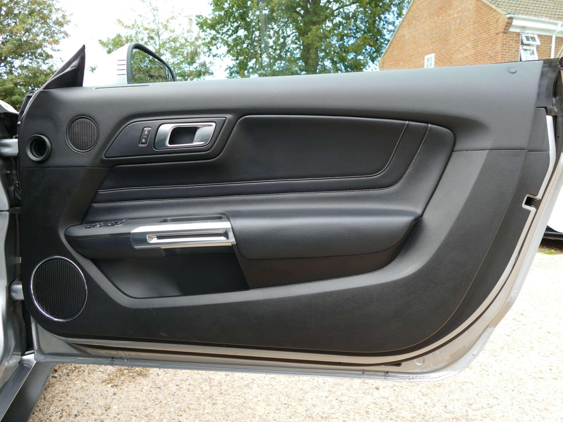Ford Mustang view 52