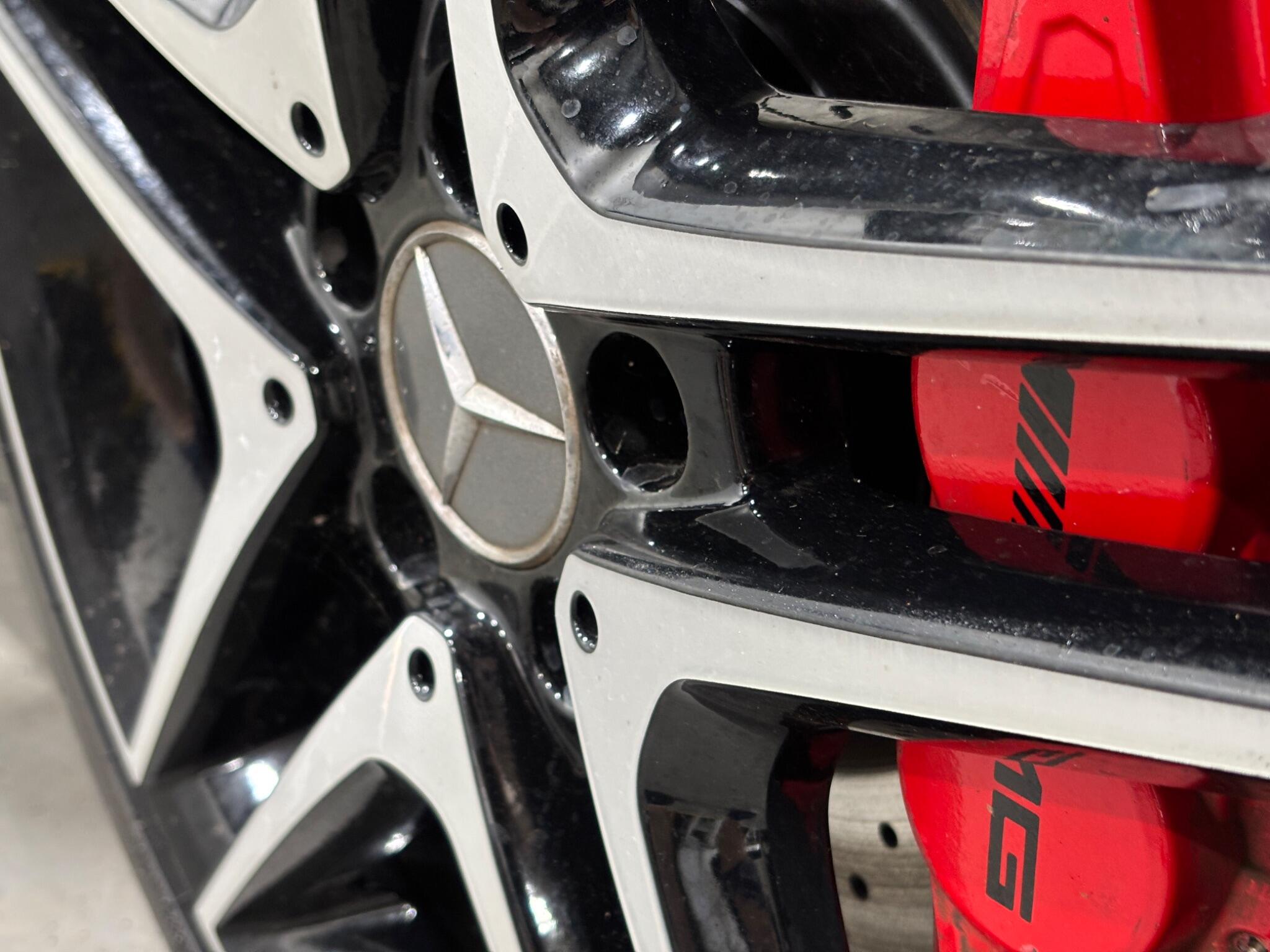 Mercedes-Benz Cla view 2