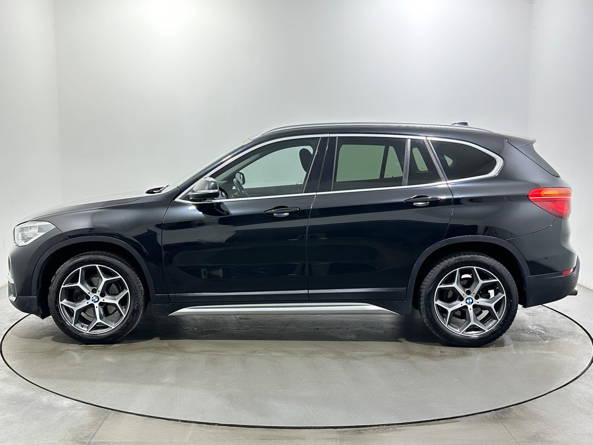 BMW X1 view 5