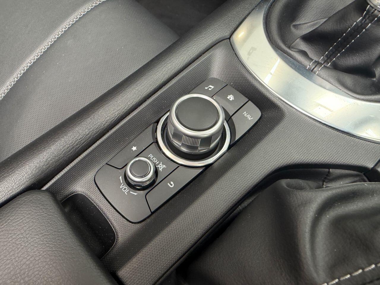 Mazda Skyactiv-G view 37