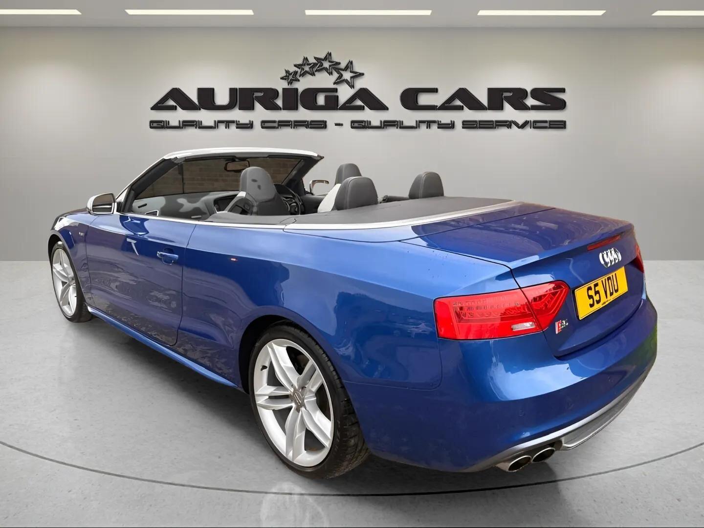 Audi S5 view 13