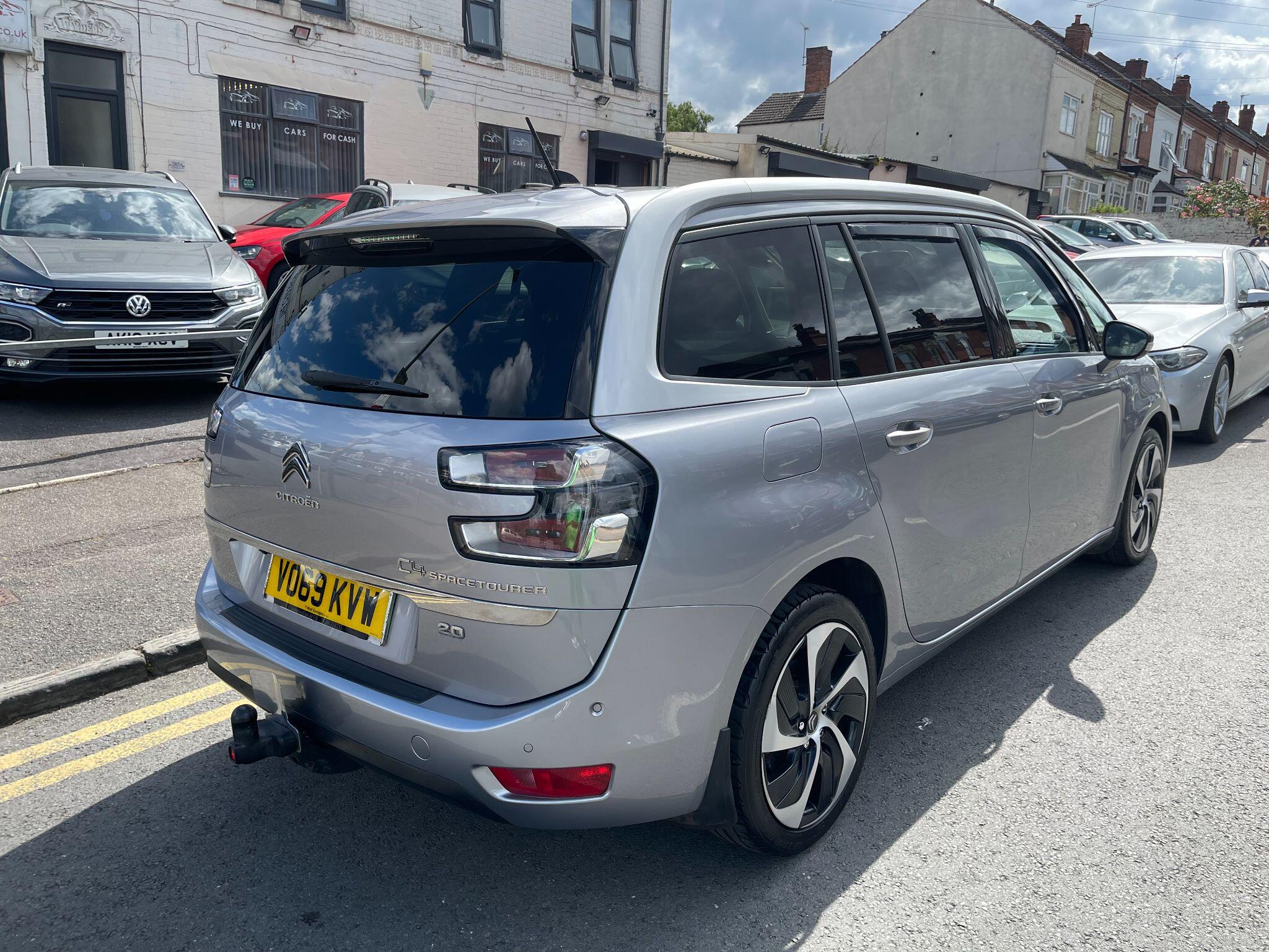 Citroen Grand C4 Spacetourer view 14