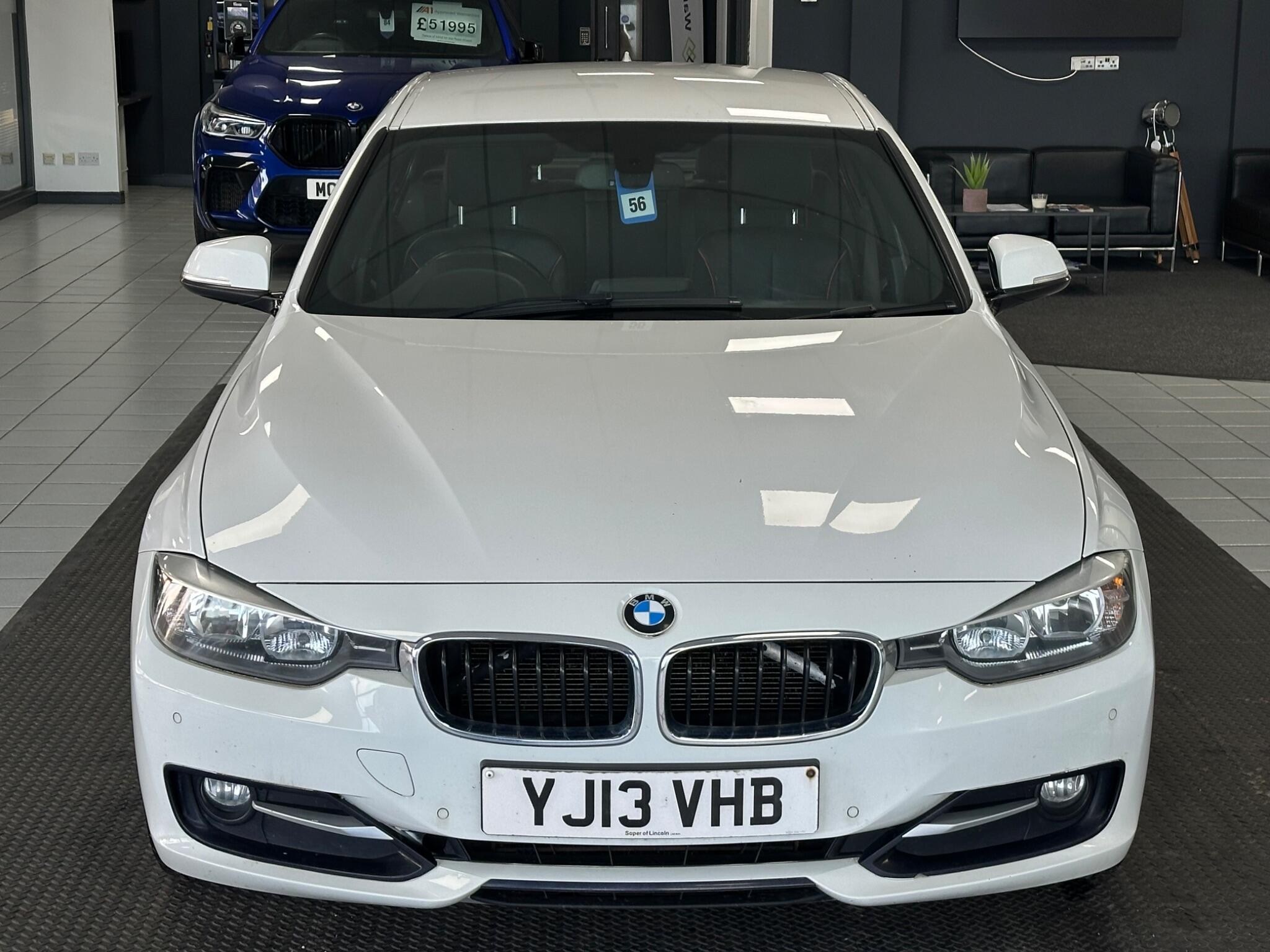 BMW 3 Series view 4
