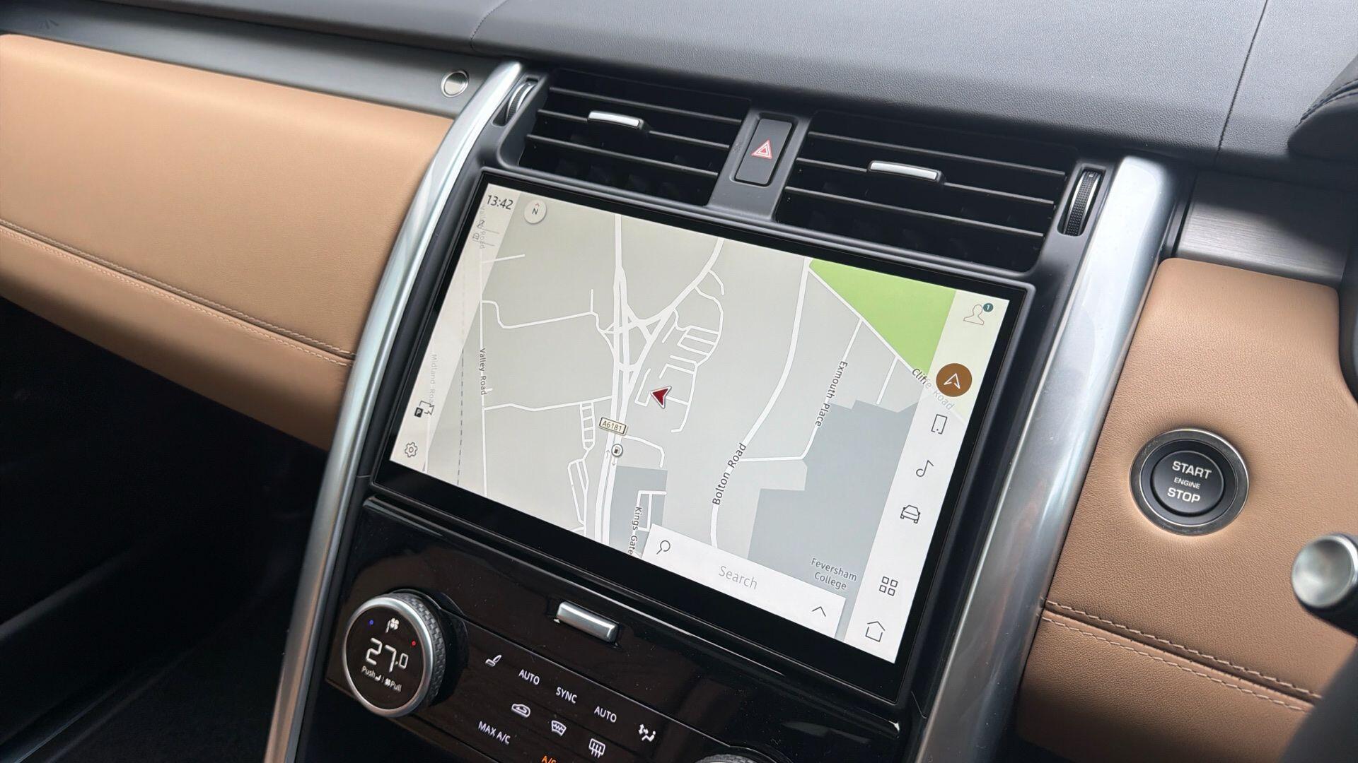 Land Rover Discovery view 27