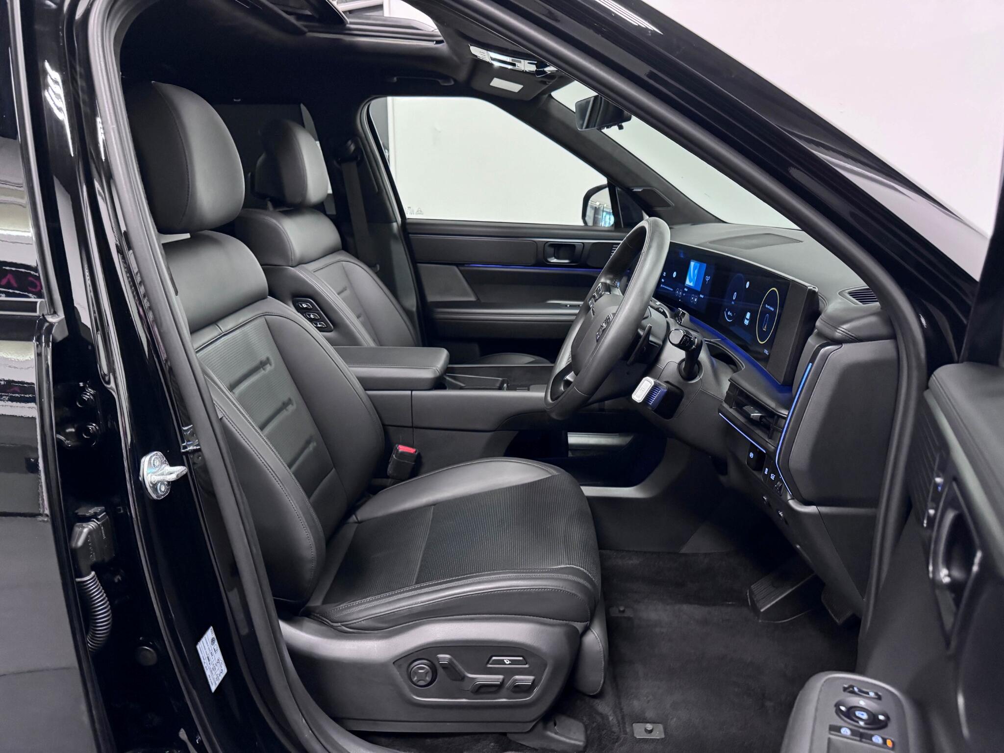 Hyundai Santa Fe view 36