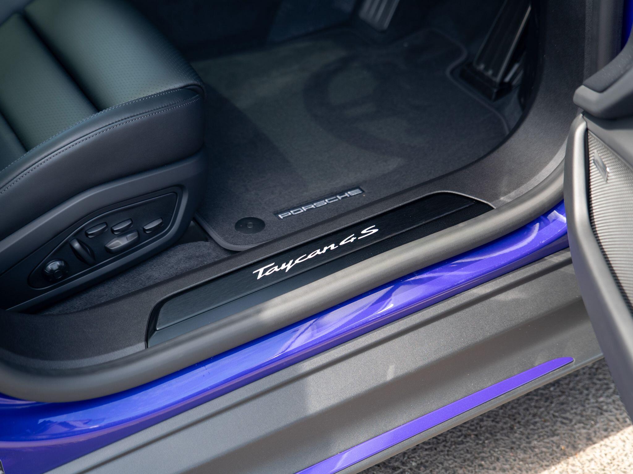 Porsche Taycan view 18