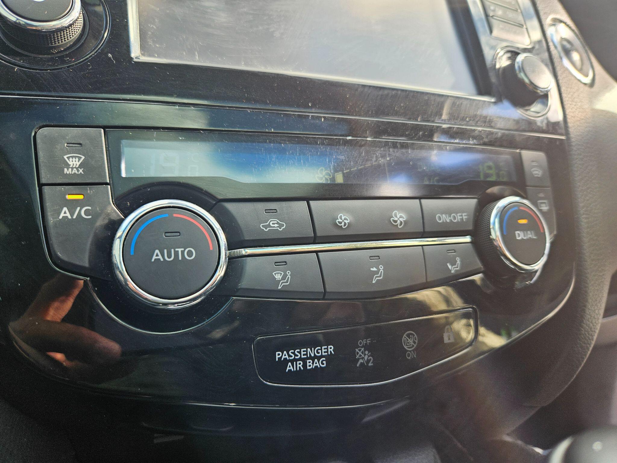 2017 Nissan Qashqai image 26