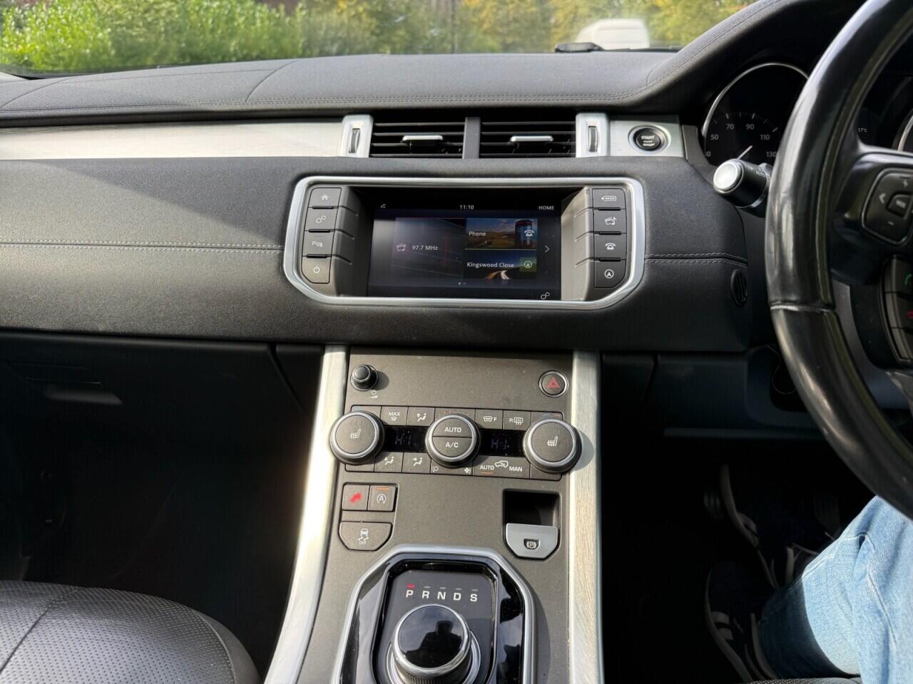 Land Rover Range Rover Evoque view 23